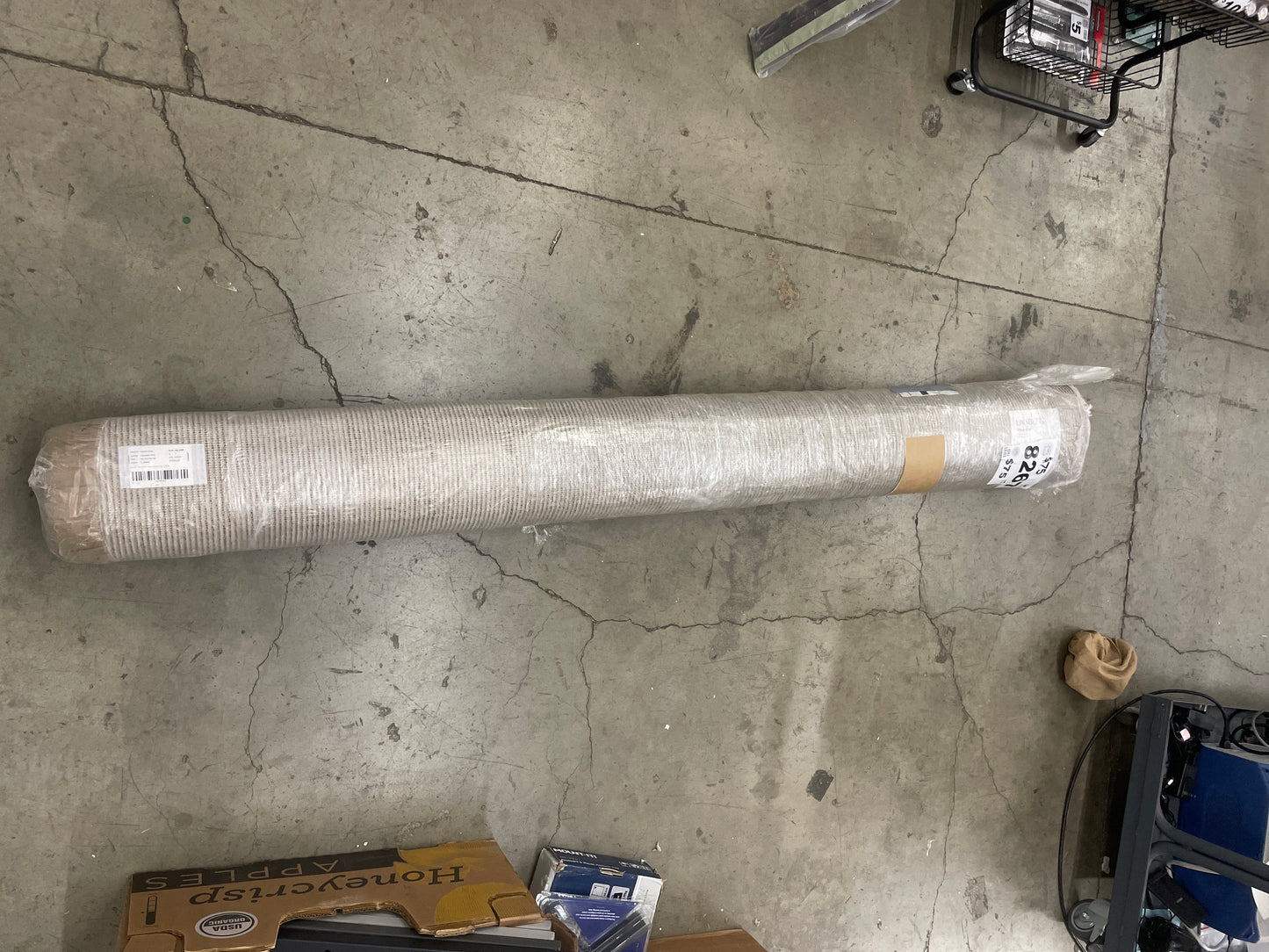 Livabliss Hapsburg Moroccan Shag Area Rug, 6'7" x 9'6", Beige - Retail $151