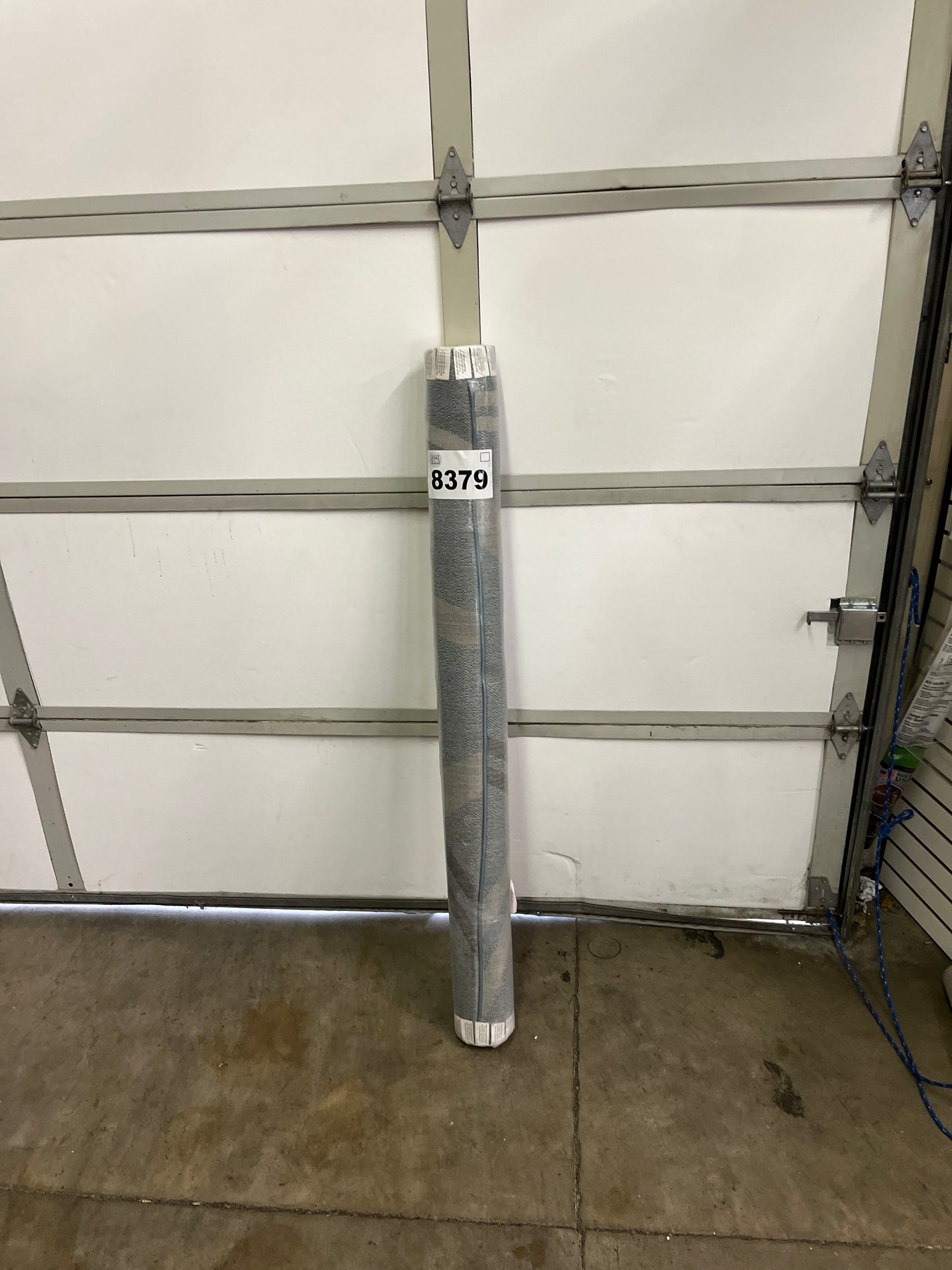 Rugshop Modern Wavy Circles Design Area Rug 5' 3" x 7' 3" Blue - Retail $84