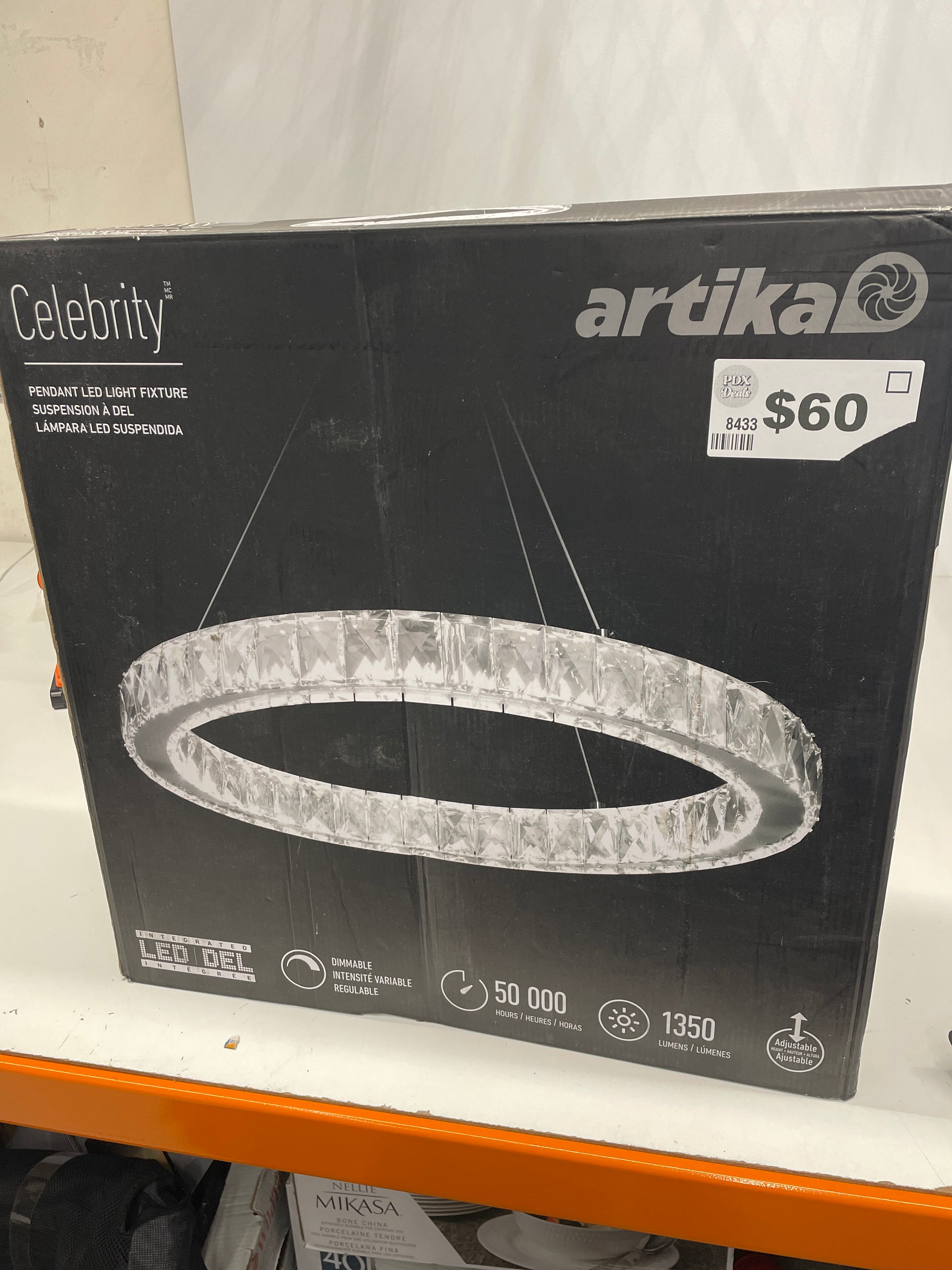 ARTIKA CELEBRITY LED - Retail $109