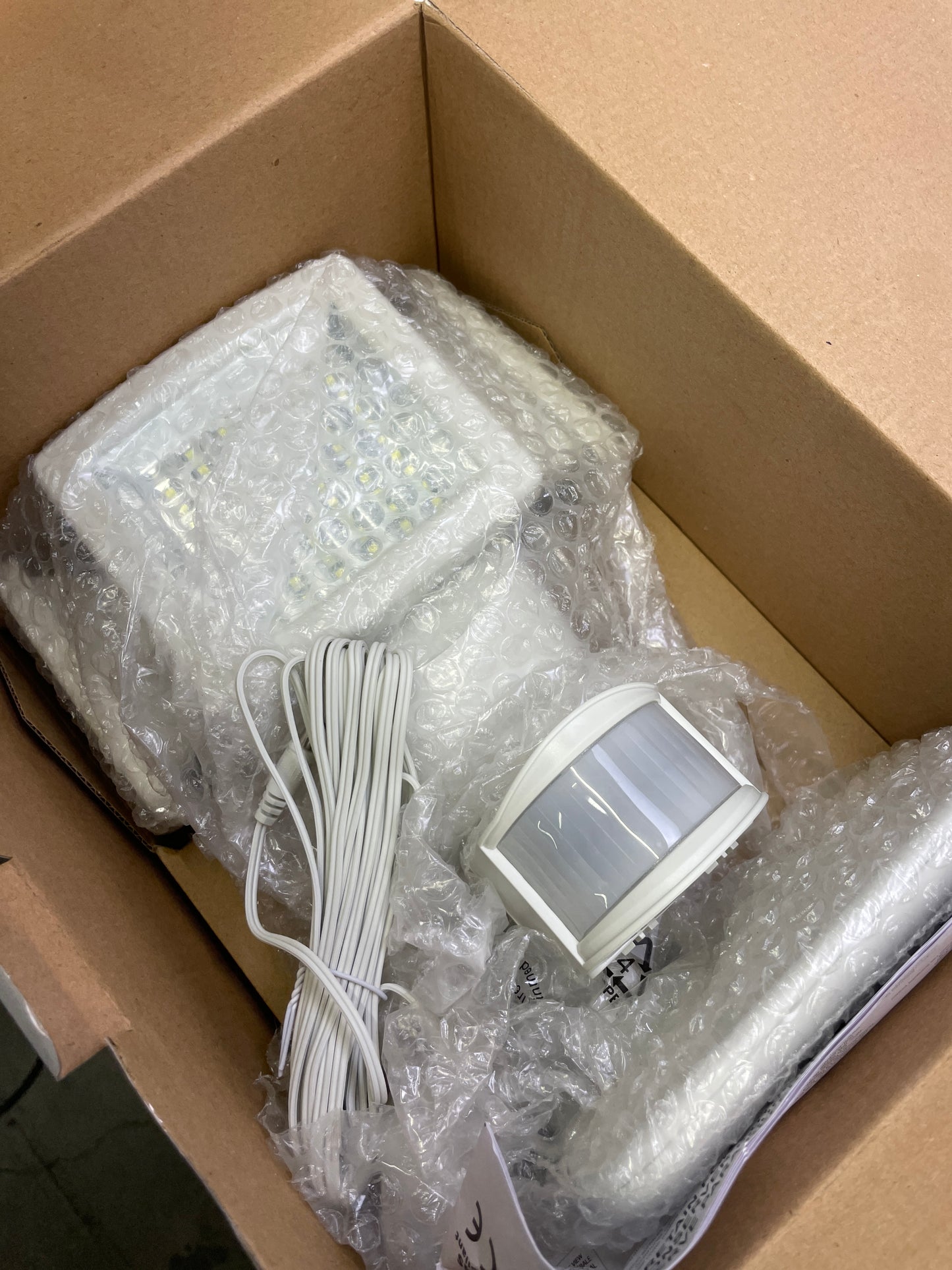 TRIPLE HEAD LED - Retail $39