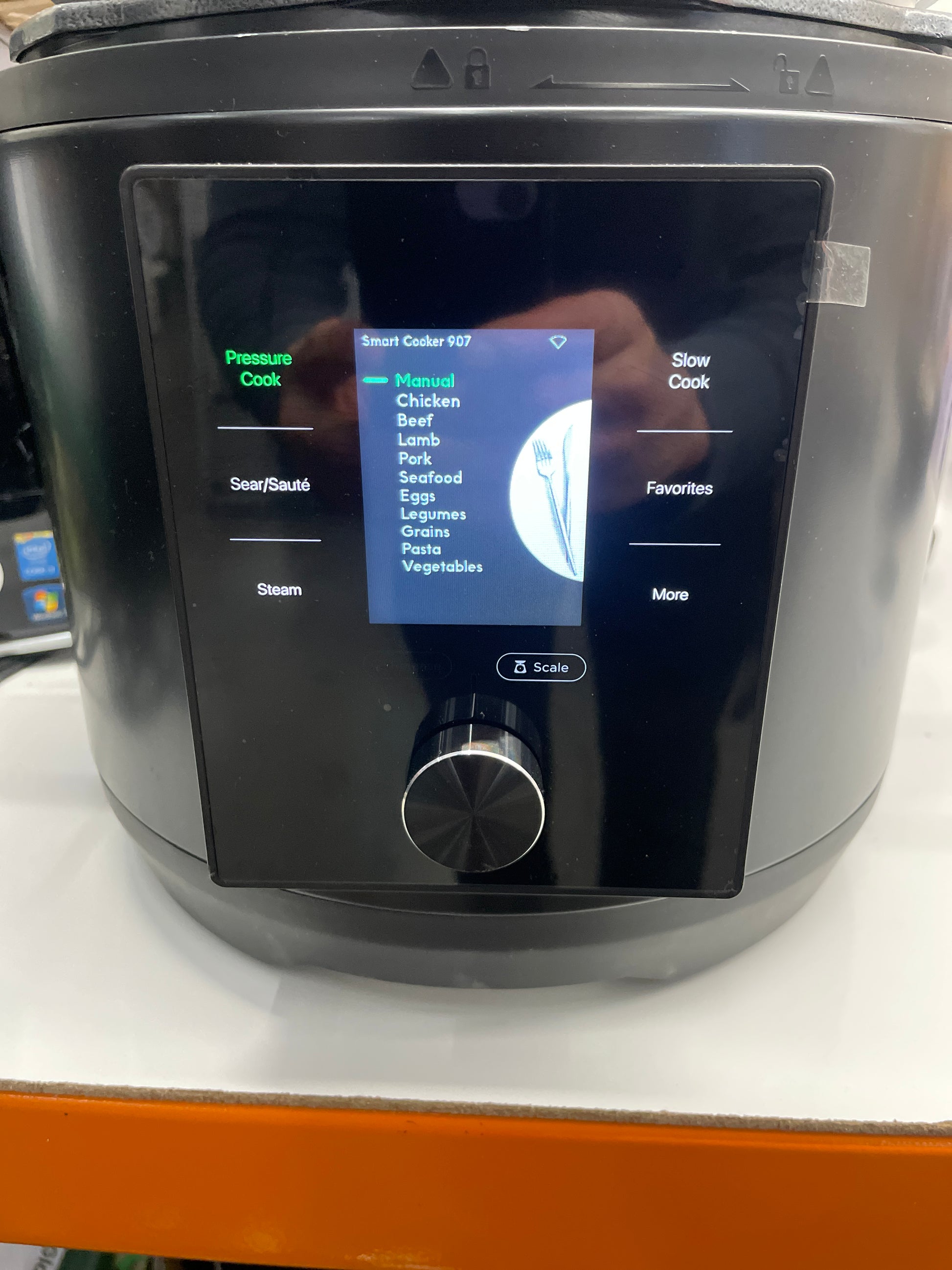 CHEFMAN IQ SMART COOKER - Retail $139