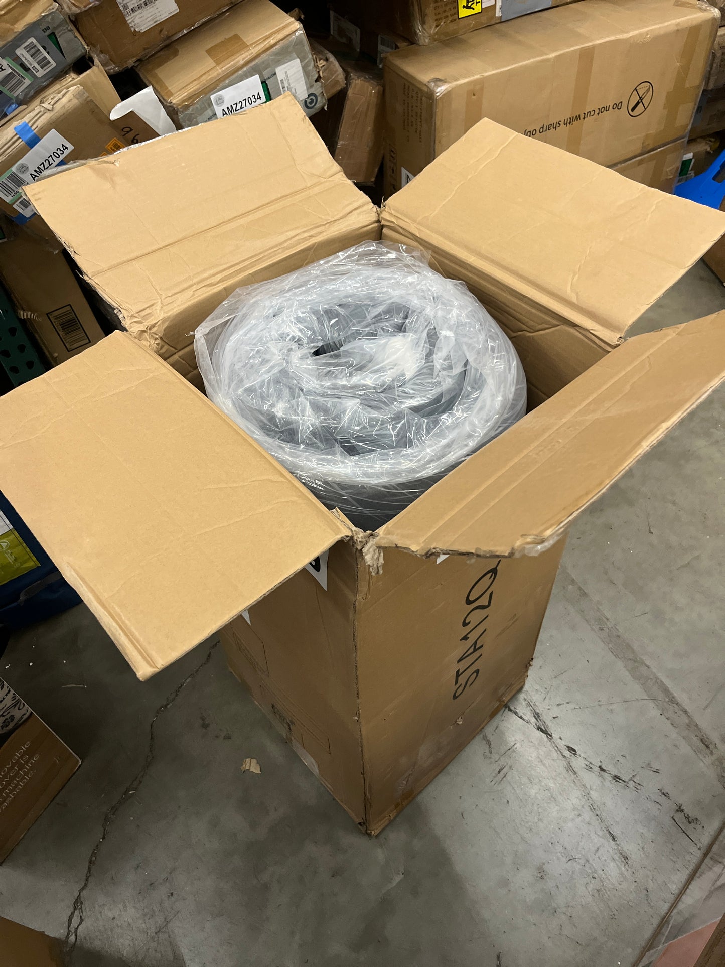 Serweet 12 Inch Memory Foam Hybrid Queen Mattress - Heavier Coils for Durable Support - Pocket Innersprings for Motion Isolation - Pressure Relieving - Medium Firm - Made in Century-Old Factory - Retail $399