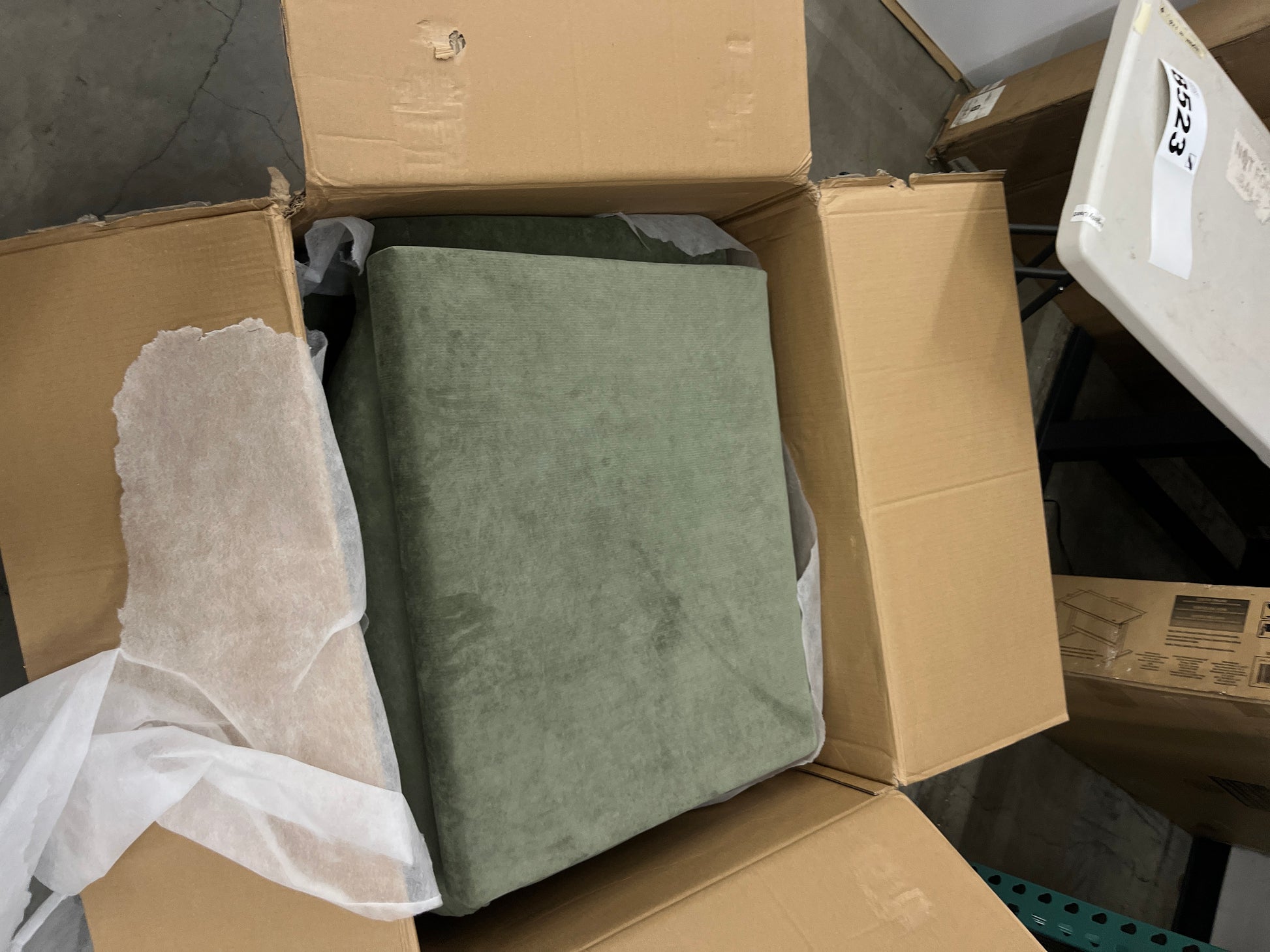 Miscoos Chenille Oversized Armchair - Modern Accent Chair & Single Sofa Lounge, 34'' Wide, Comfortable Seating for Living Room & Bedroom, Green - Retail $243