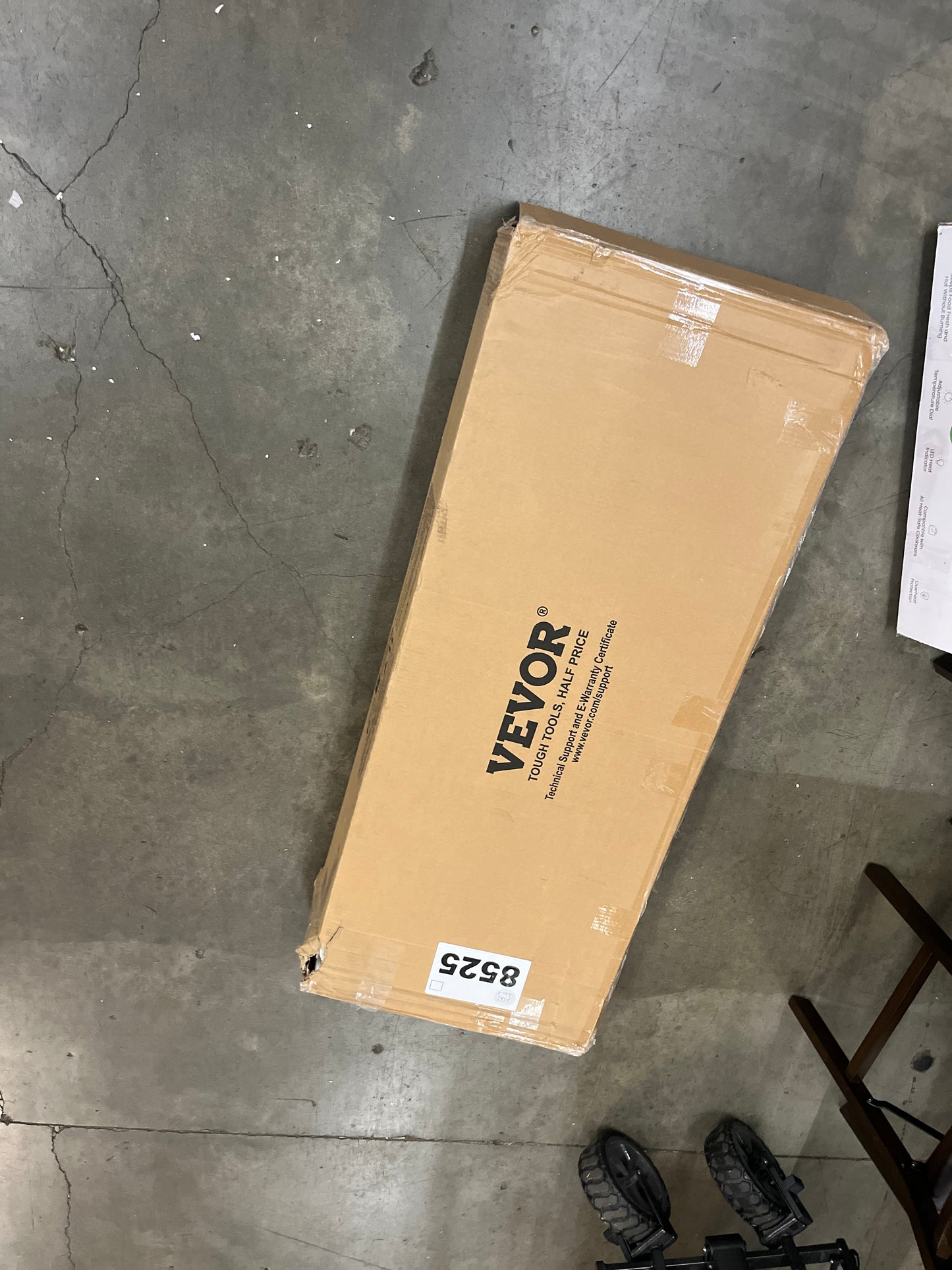 VEVOR 6 Drawer Rattan Dresser, Boho Dresser, Rattan Chest of Drawers with Spacious Storage, Natural Rattan Dresser for Bedroom, Living Room & Hallway,Rattan Nightstand with Sturdy Handles&Legs, Brown - Retail $209