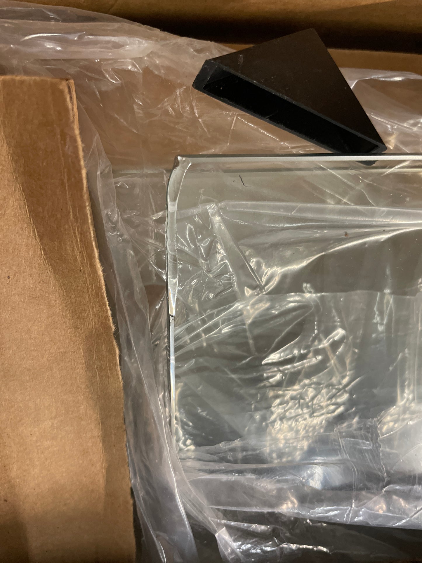 OVE DECORS KELSEY 60" - Retail $599