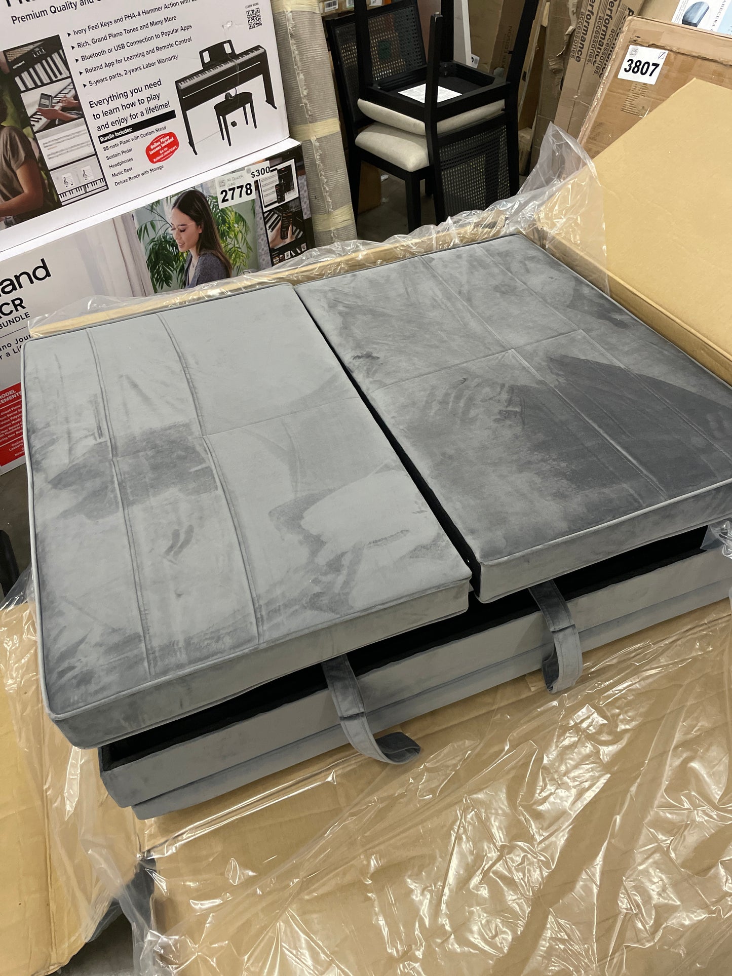 YITAHOME 55" Convertible Sofa Bed, Velvet Sleeper Sofa with Pull-Out Bed, 3-in-1 Futon Couch with Reclining Backrest and Side Pocket, Modern Loveseat for Living Room, Grey, Full Size - Retail $329