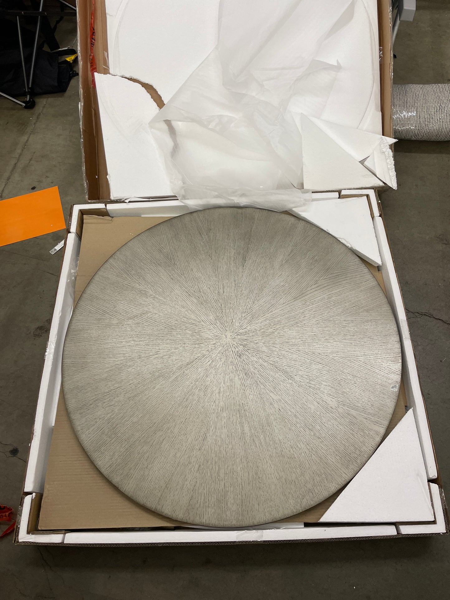 Signature Design by Ashley Ranoka Contemporary Round 42" Coffee Table, Metallic & Goldtone Finish - Retail $199