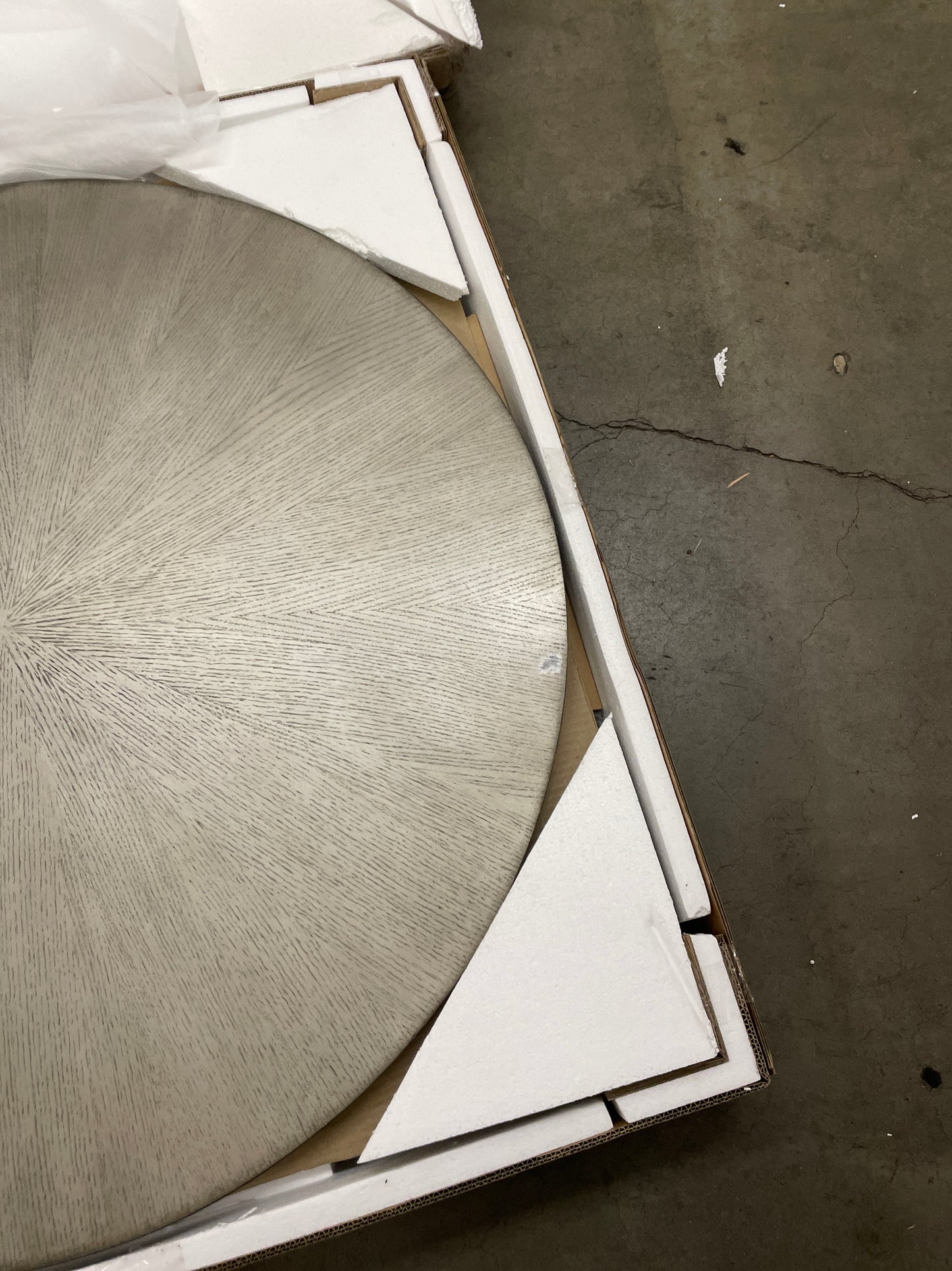 Signature Design by Ashley Ranoka Contemporary Round 42" Coffee Table, Metallic & Goldtone Finish - Retail $199