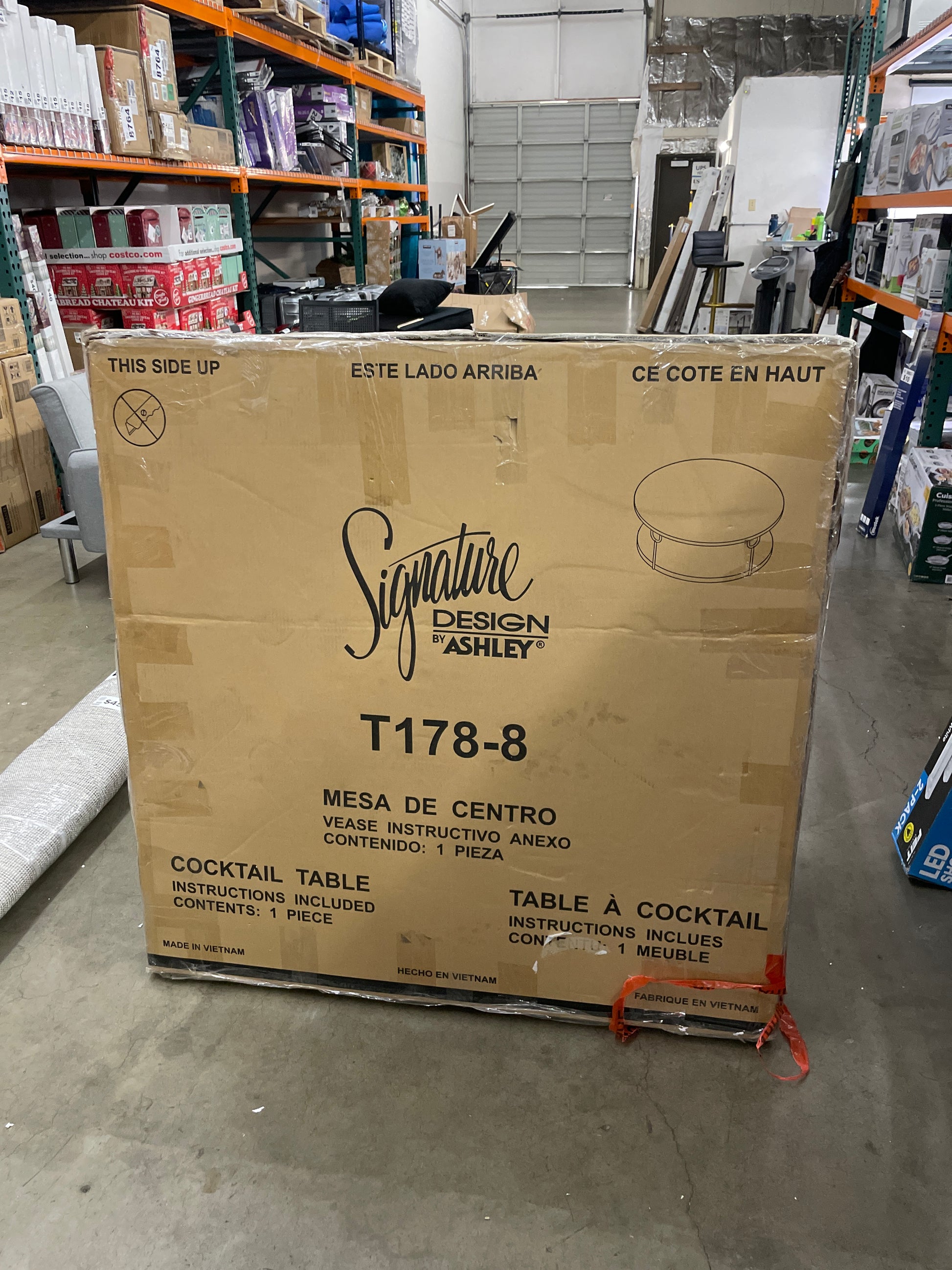 Signature Design by Ashley Ranoka Contemporary Round 42" Coffee Table, Metallic & Goldtone Finish - Retail $199