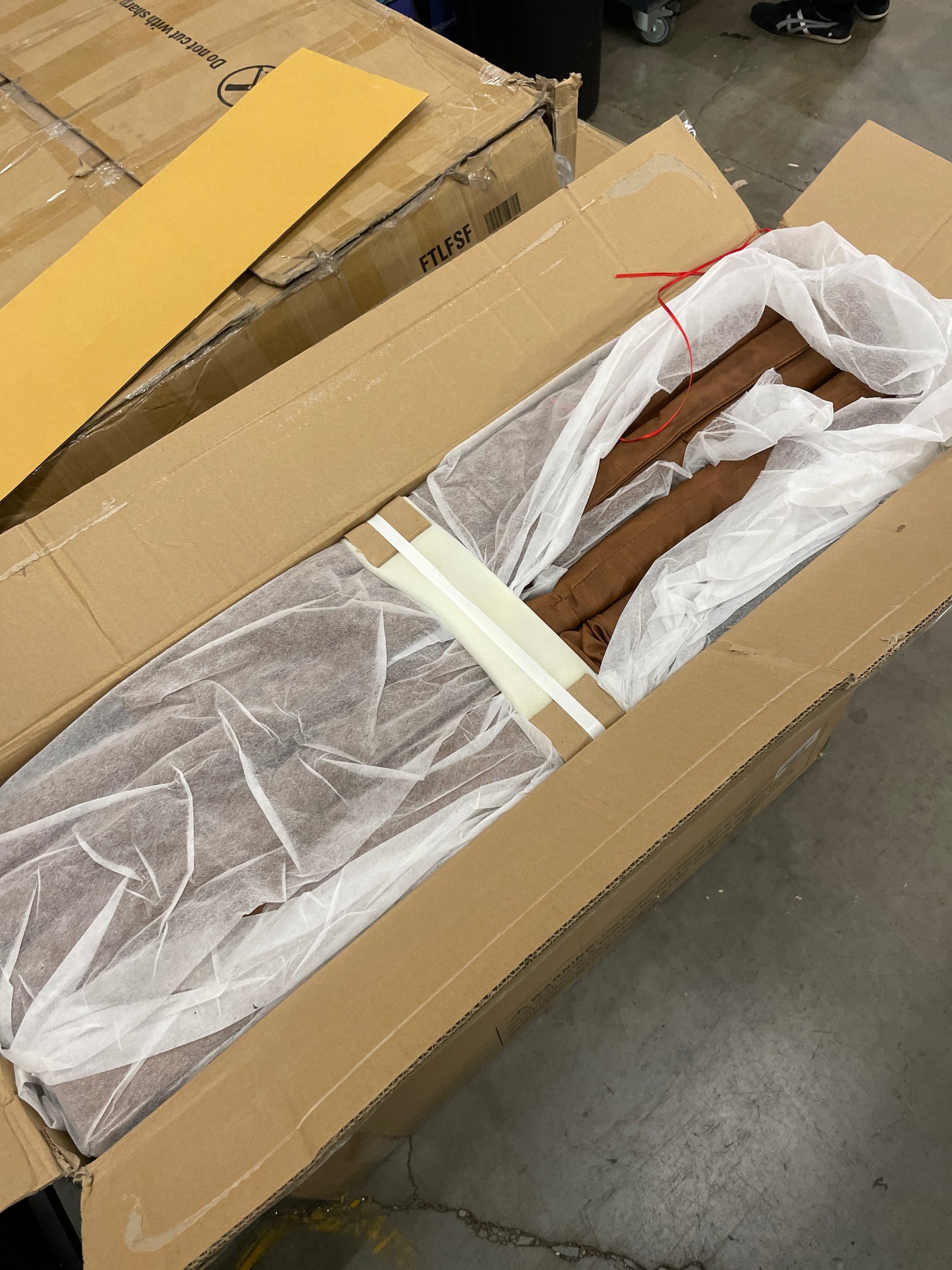 Memory Foam Futon Sofa Bed, Convertible Futon Sofa Couch with Adjustable Backrest, Modern Sleeper Couch Bed for Office, Living Room, Bedroom and Sitting Room, Brown - Retail $169