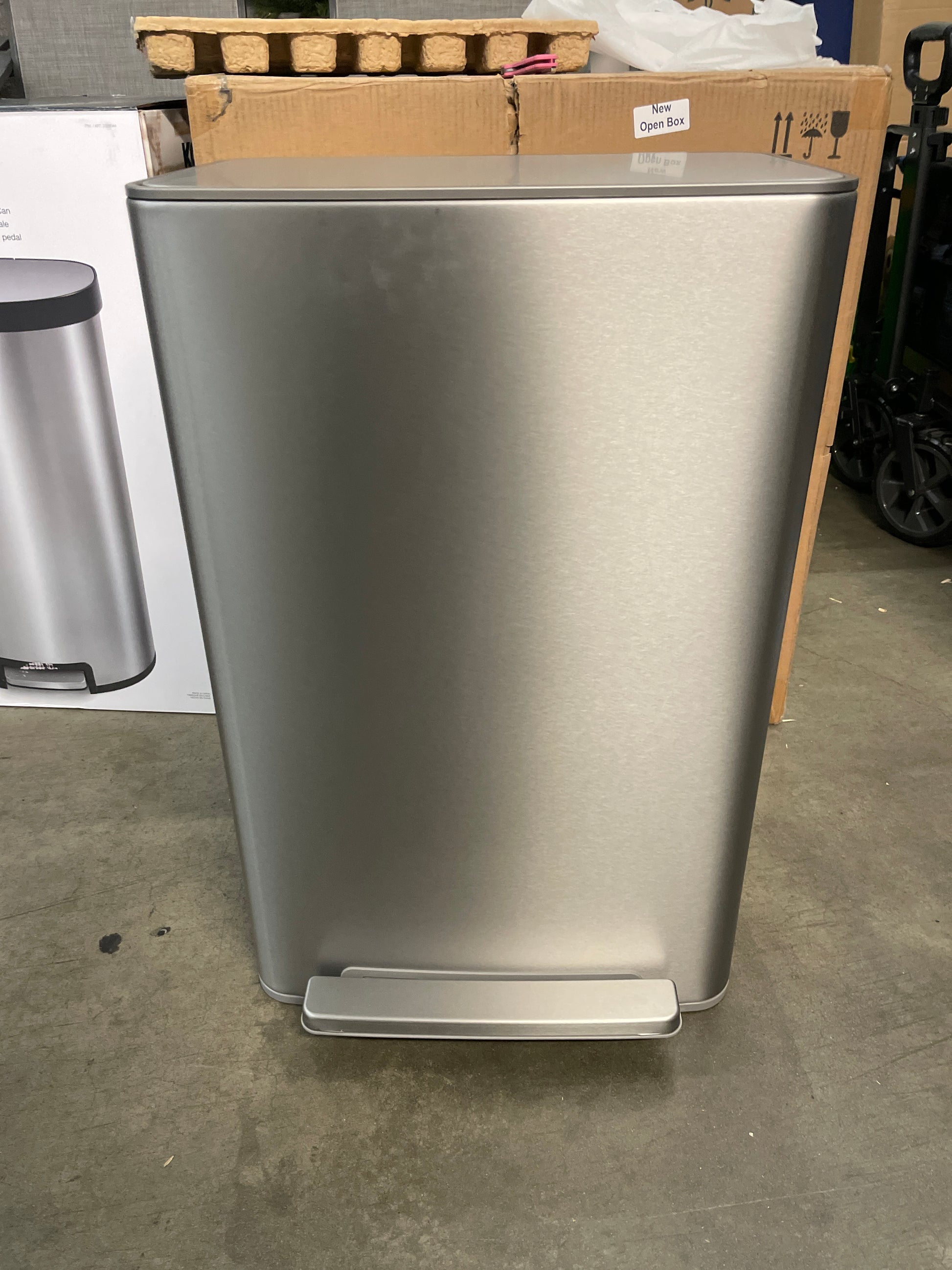 KOHLER 47L KITCHEN CAN - Retail $74
