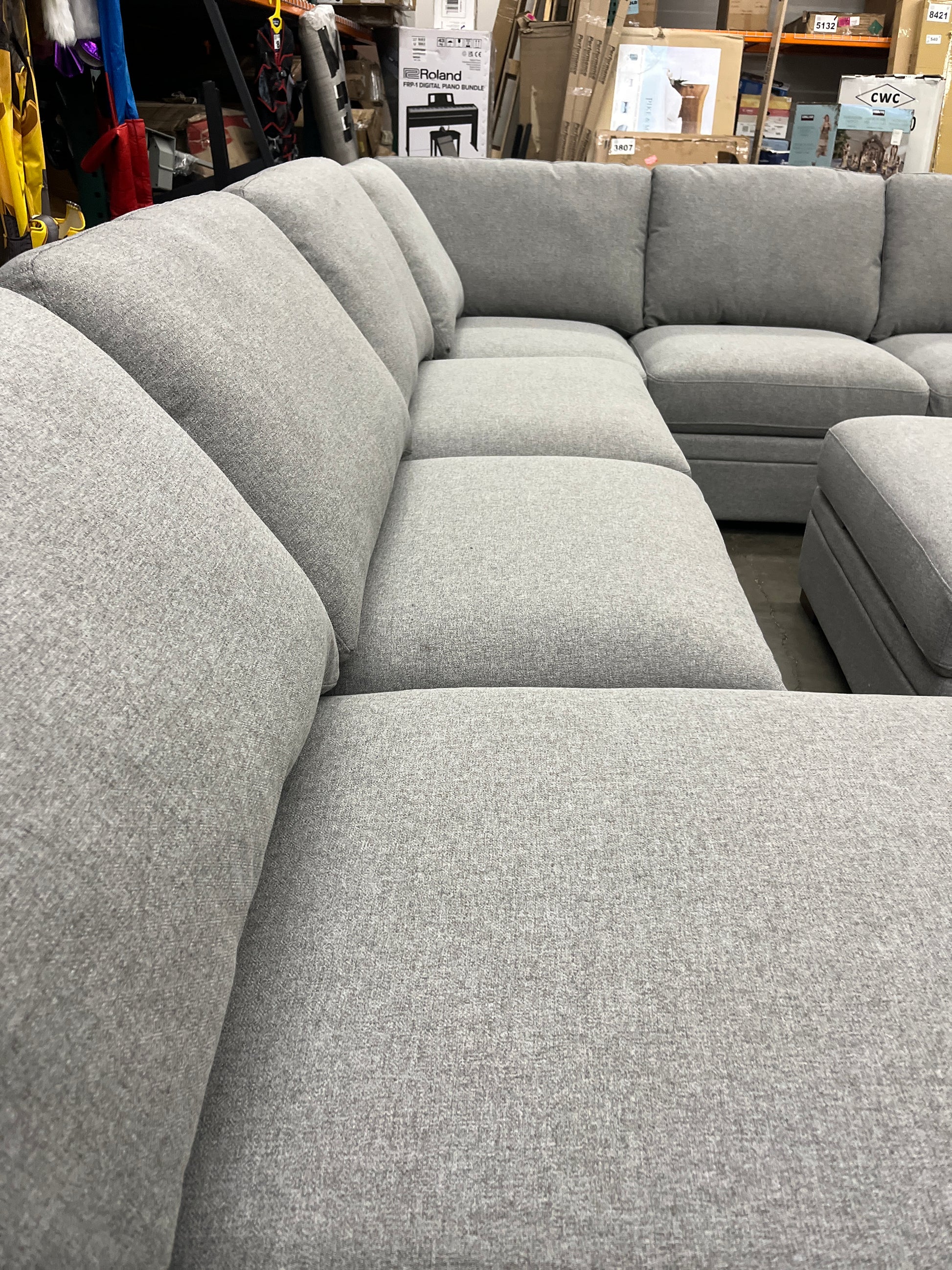 NEW / dmg - Thomasville Langdon Fabric Sectional with Chaise and Storage Ottoman, Gray - Retail $1999