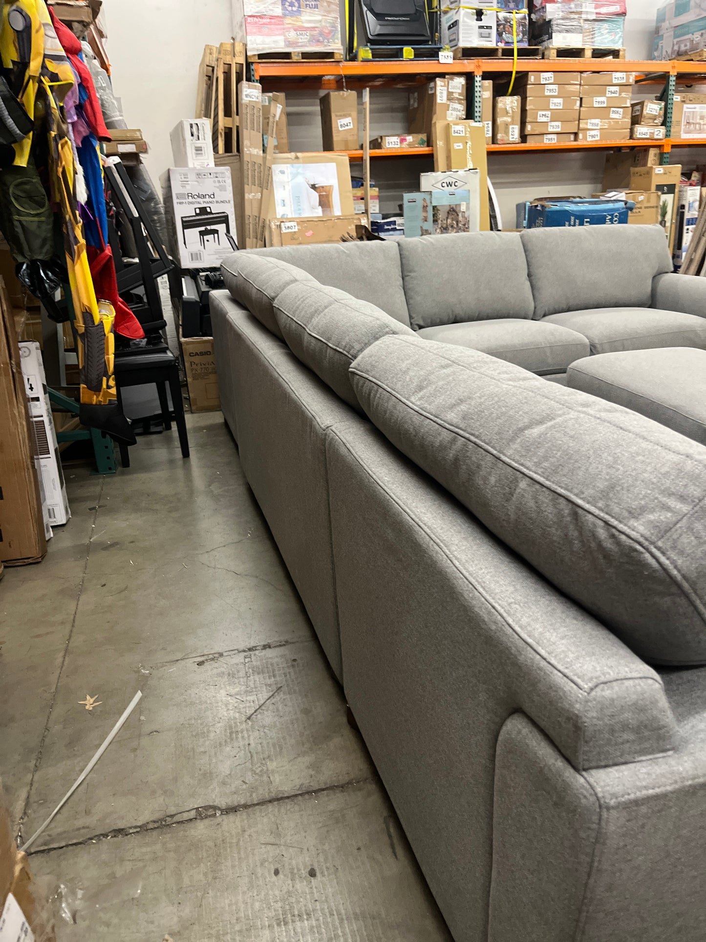 NEW / dmg - Thomasville Langdon Fabric Sectional with Chaise and Storage Ottoman, Gray - Retail $1999