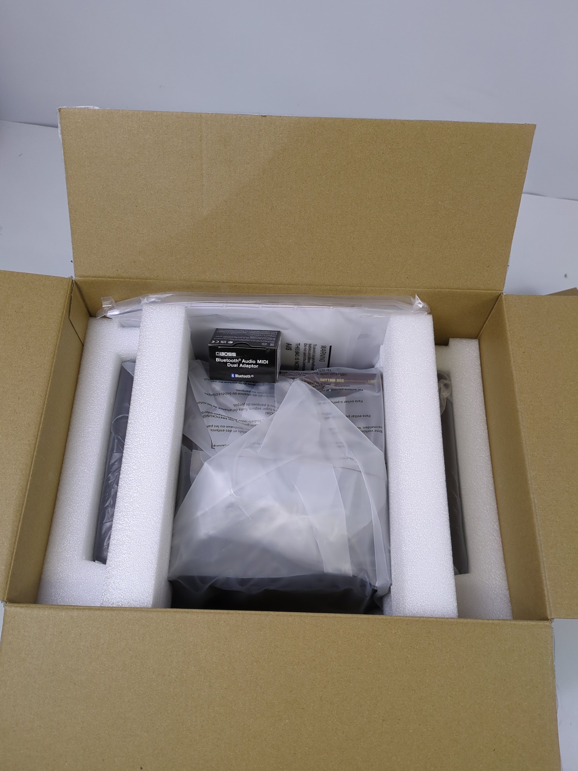 BOSS ACOUSTIC AMPLIFIER - Retail $299