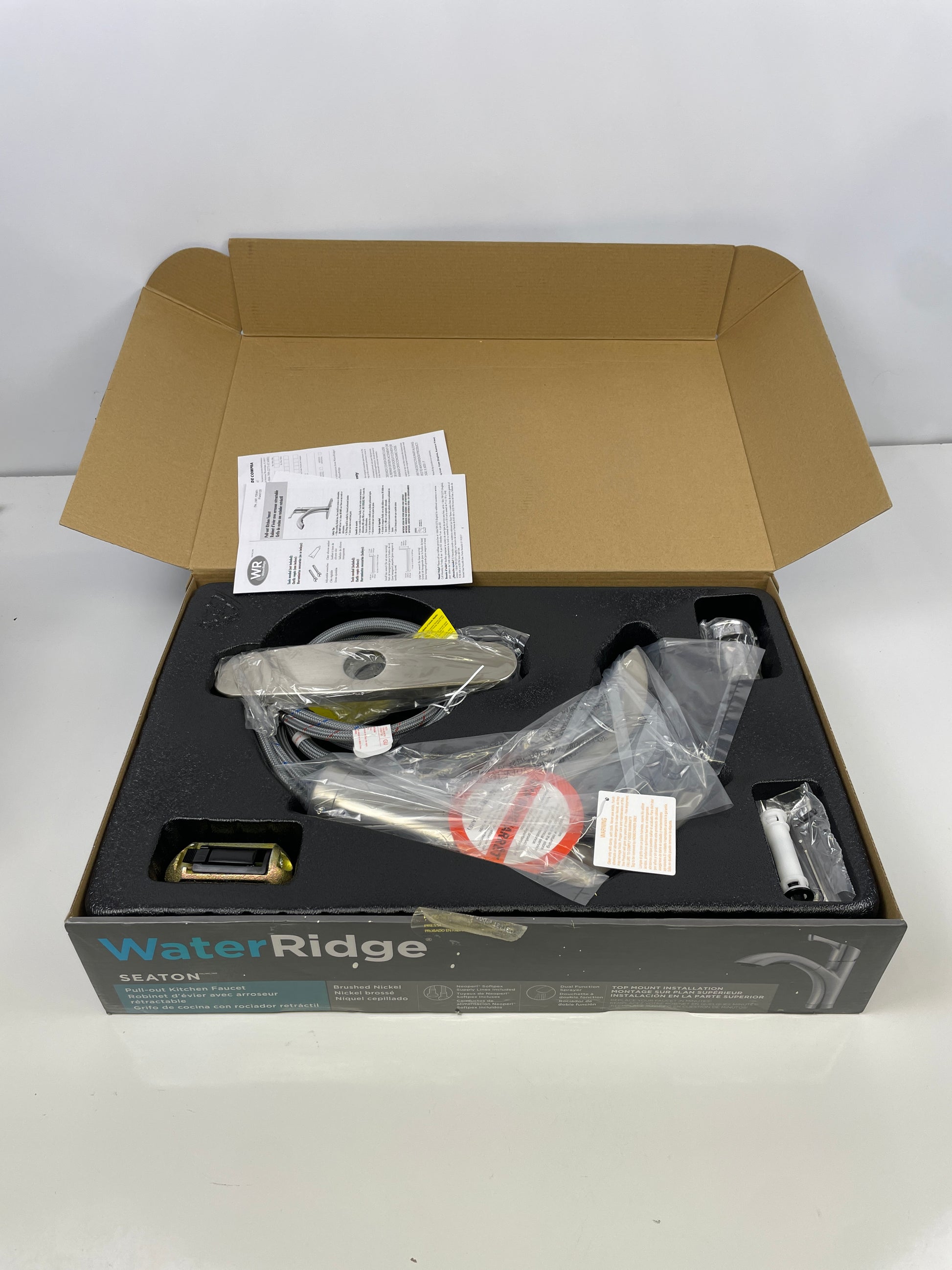 SEATON PULL OUT KITCHEN - Retail $79