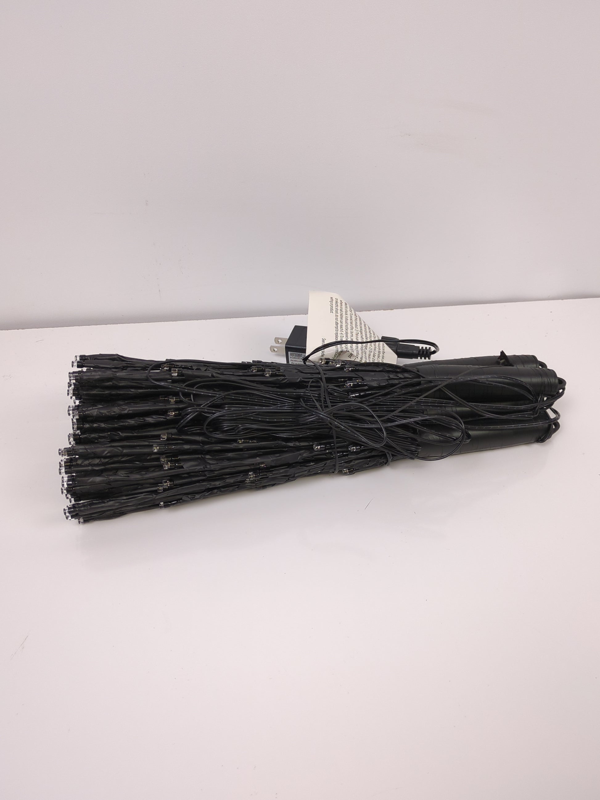 SYLVANIA SET OF 4 STAR - Retail $26