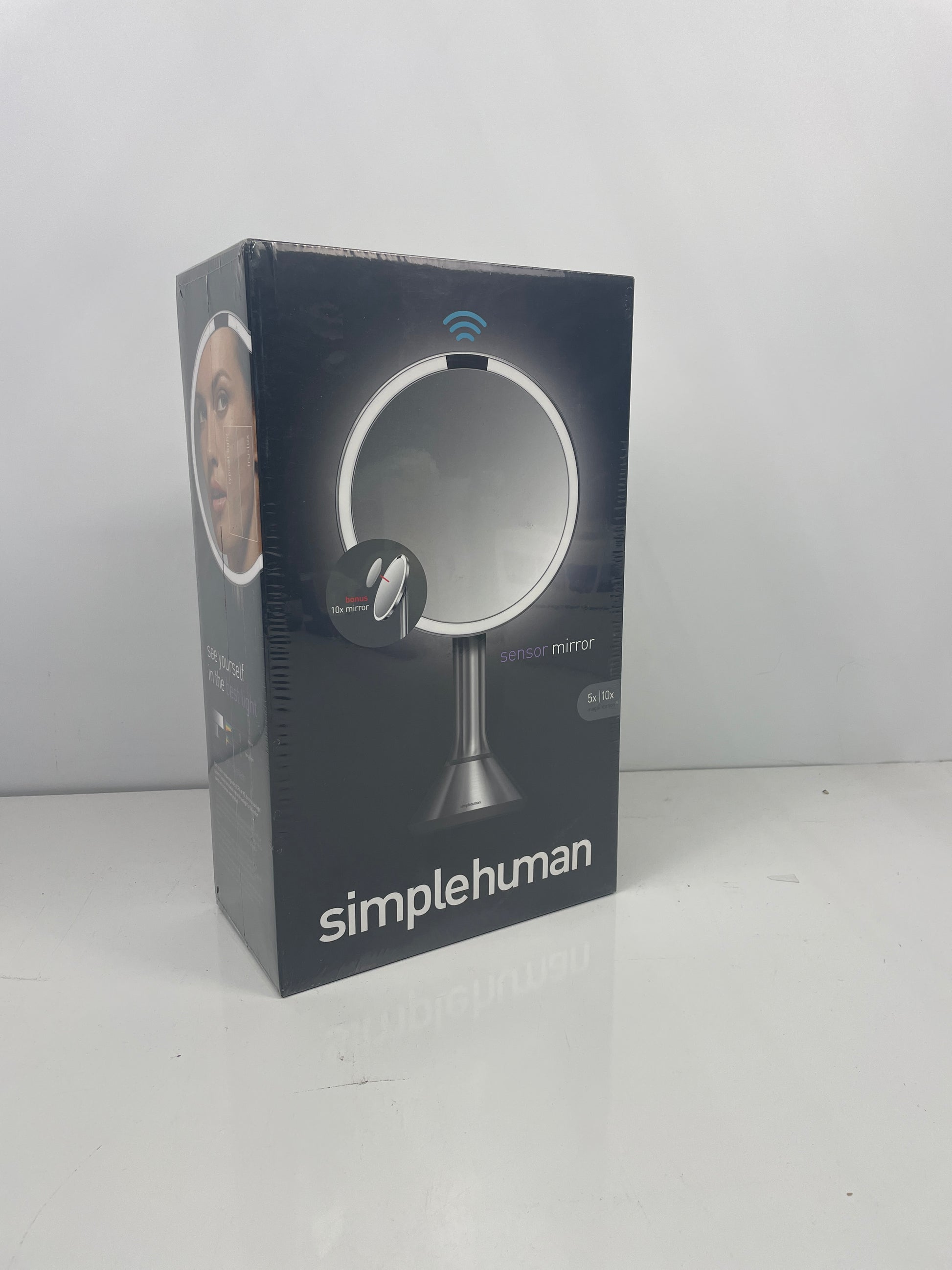 SIMPLE HUMAN VANITY 8" - Retail $149