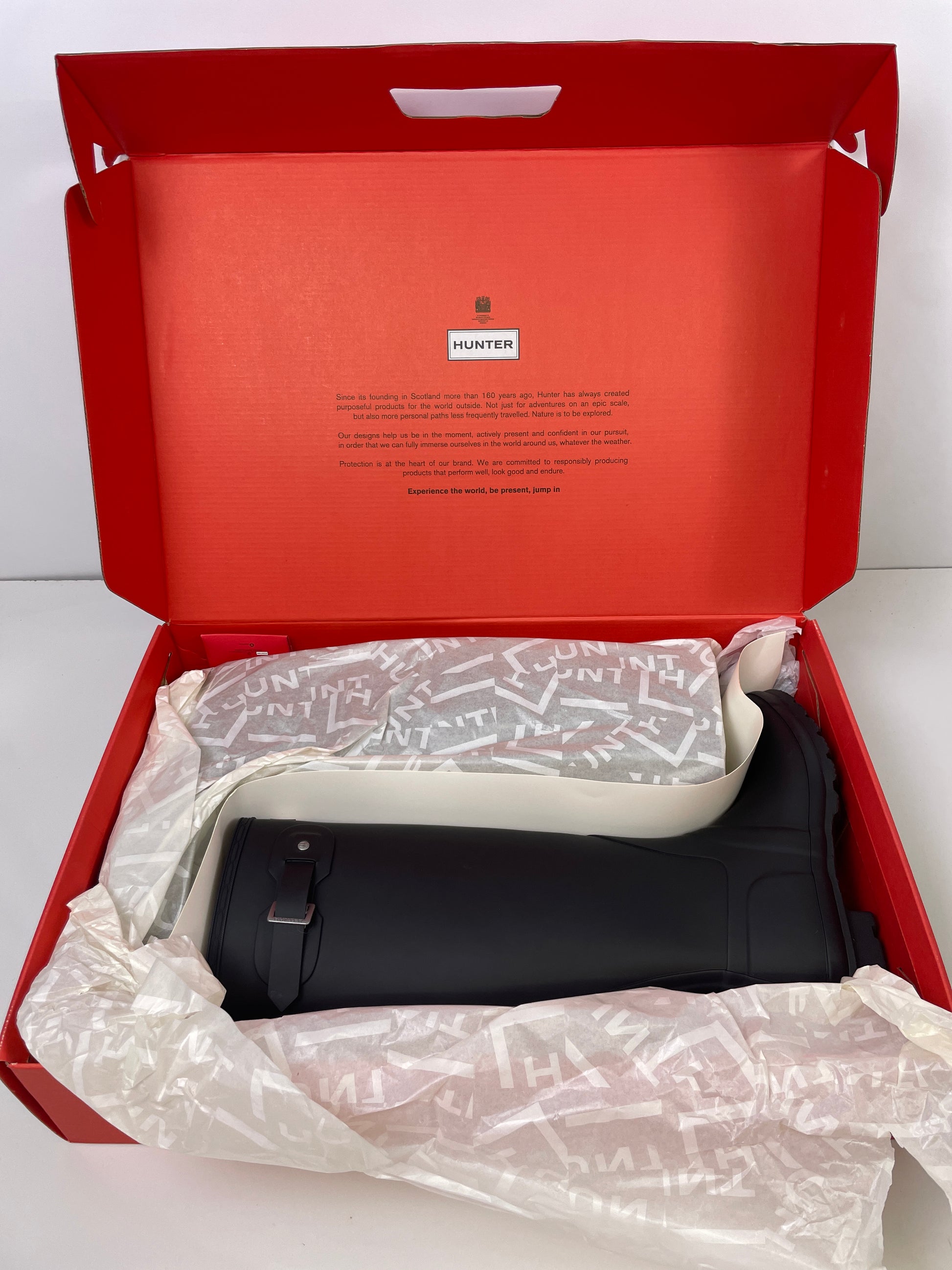 HUNTER TALL MATTE BLK 8 - Retail $99