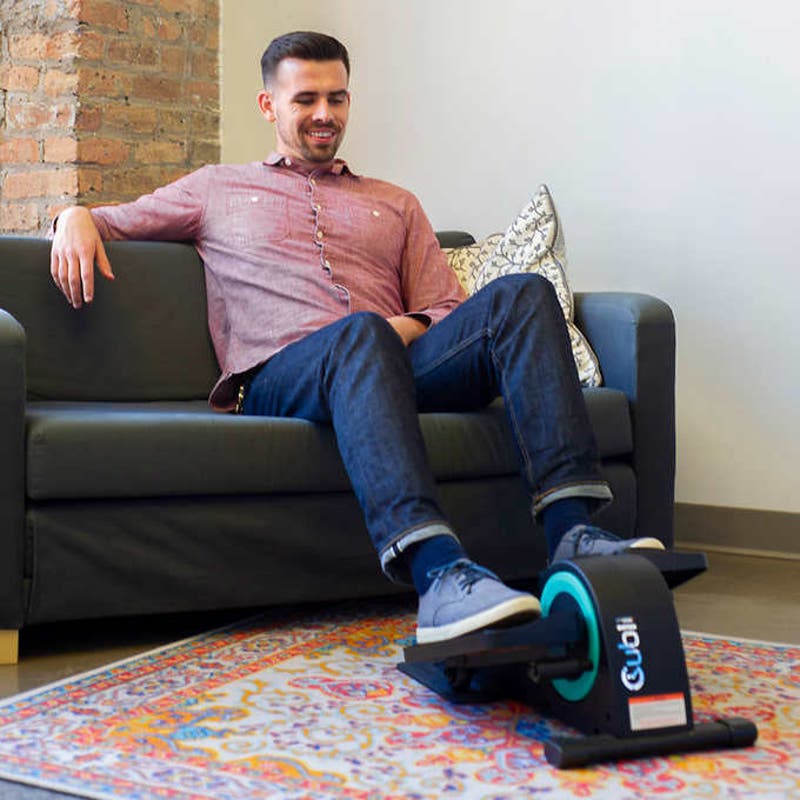 Like NEW - Costco - Cubii Jr. Seated Elliptical with Built-in Display Monitor and Mat - Retail $199