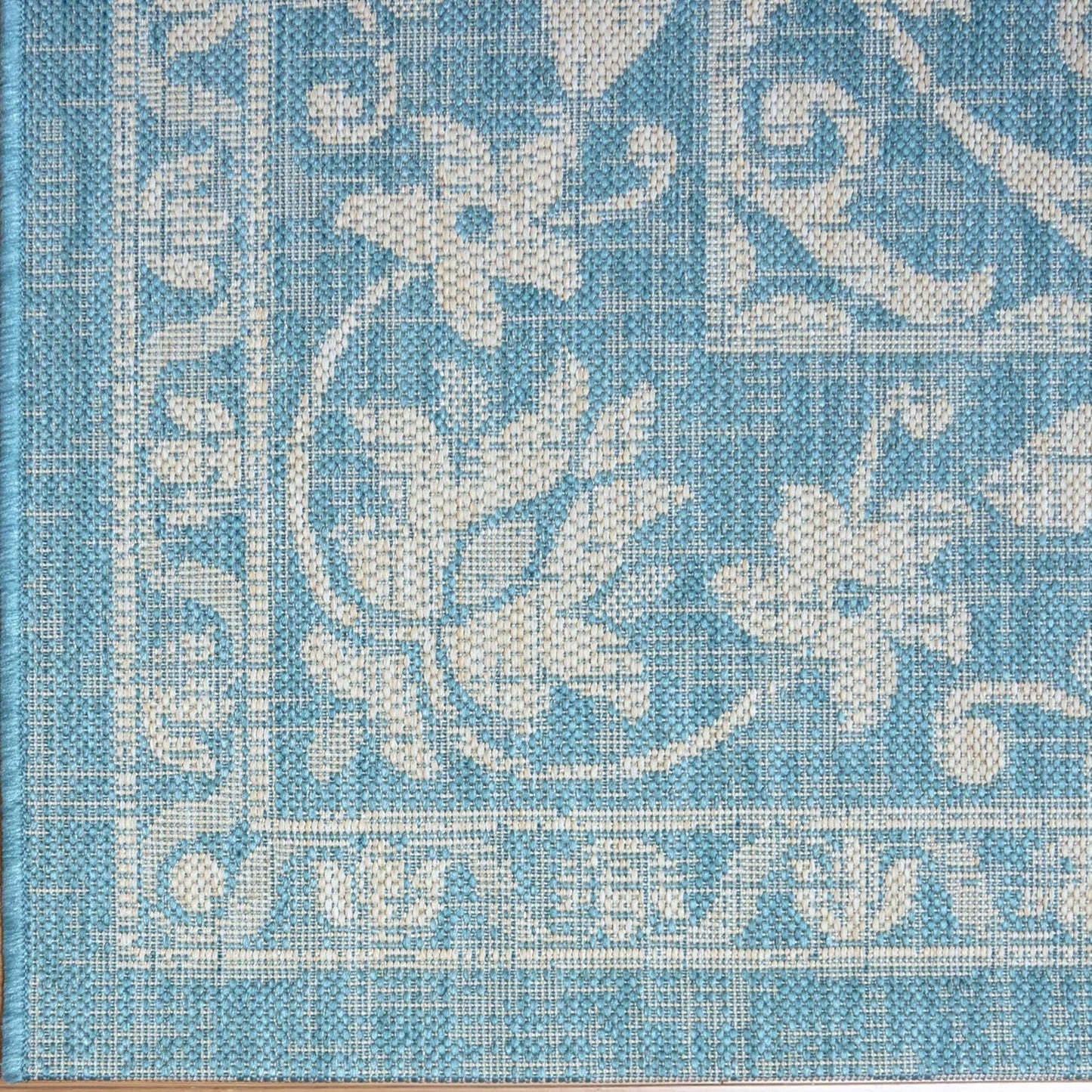 NEW - Gertmenian Indoor Outdoor Area Rug, Classic Flatweave, Washable, Stain & UV Resistant Carpet, Deck, Patio, Poolside & Mudroom, 6x9 Ft Medium, Center Medallion, Aqua Blue, 22255 - Retail $124