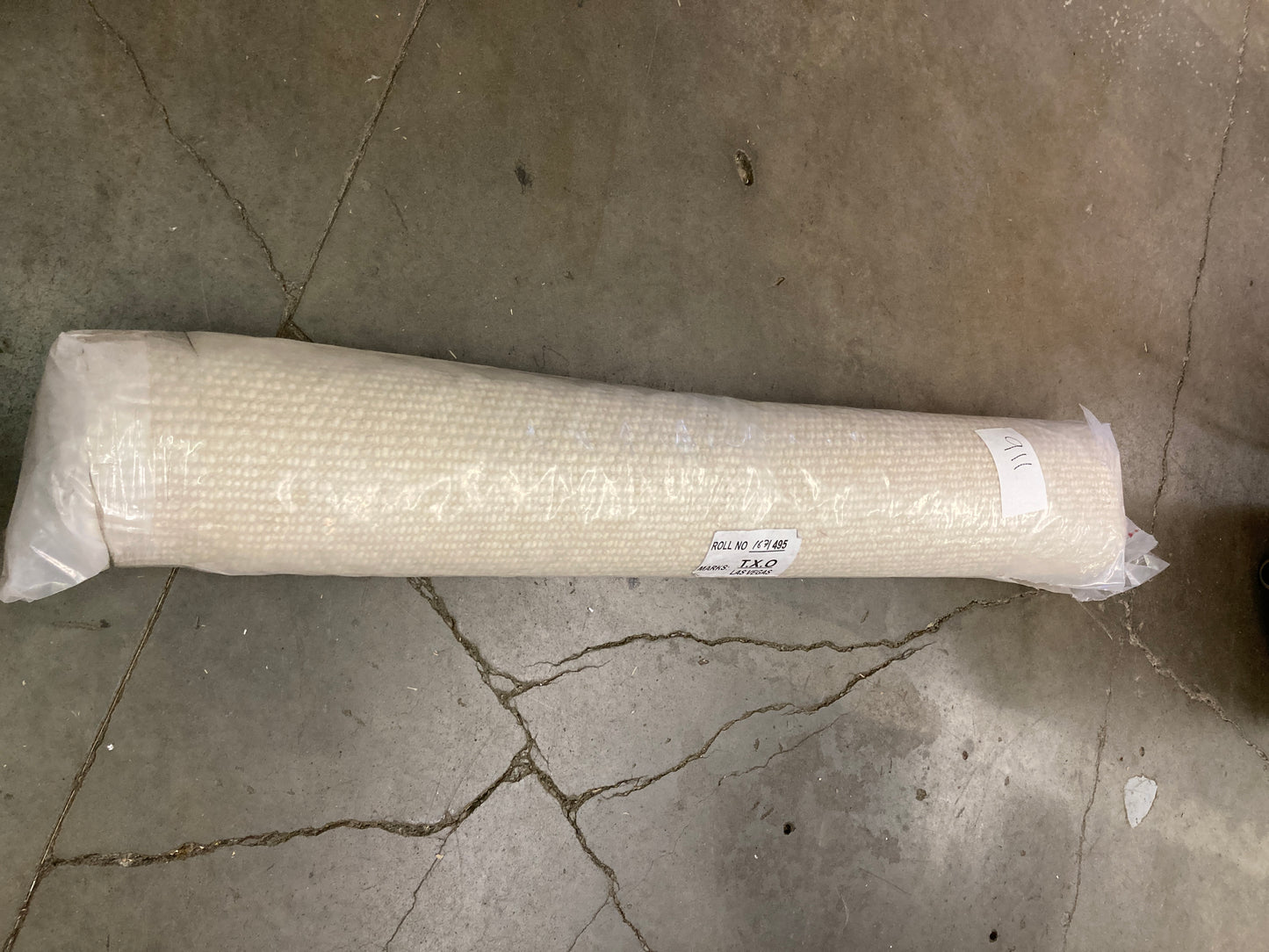 Like NEW - Costco - Calvin Klein Wool Area Rug, Cloud 5' 3" x 7' 5" - Retail $479 Default Title