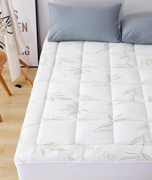 Elegant Comfort Premium Bamboo Mattress Pad-Overfilled Extra Plush Topper Breathable Cool Flow Technology, 16" Deep Pocket, King, Green