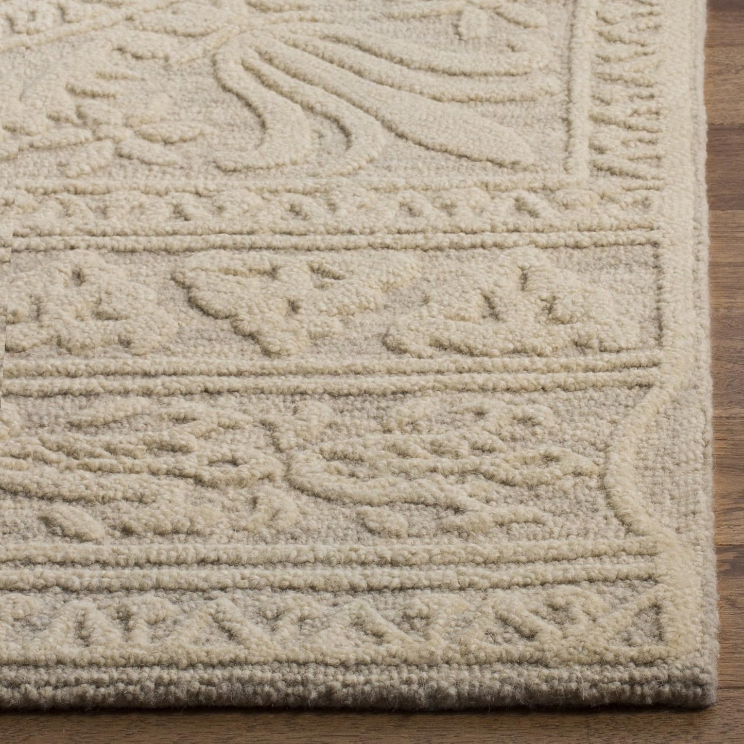 NEW - SAFAVIEH Blossom Collection Area Rug - 8' x 10', Light Grey & Ivory, Handmade Wool, Ideal for High Traffic Areas in Living Room, Bedroom (BLM109F)