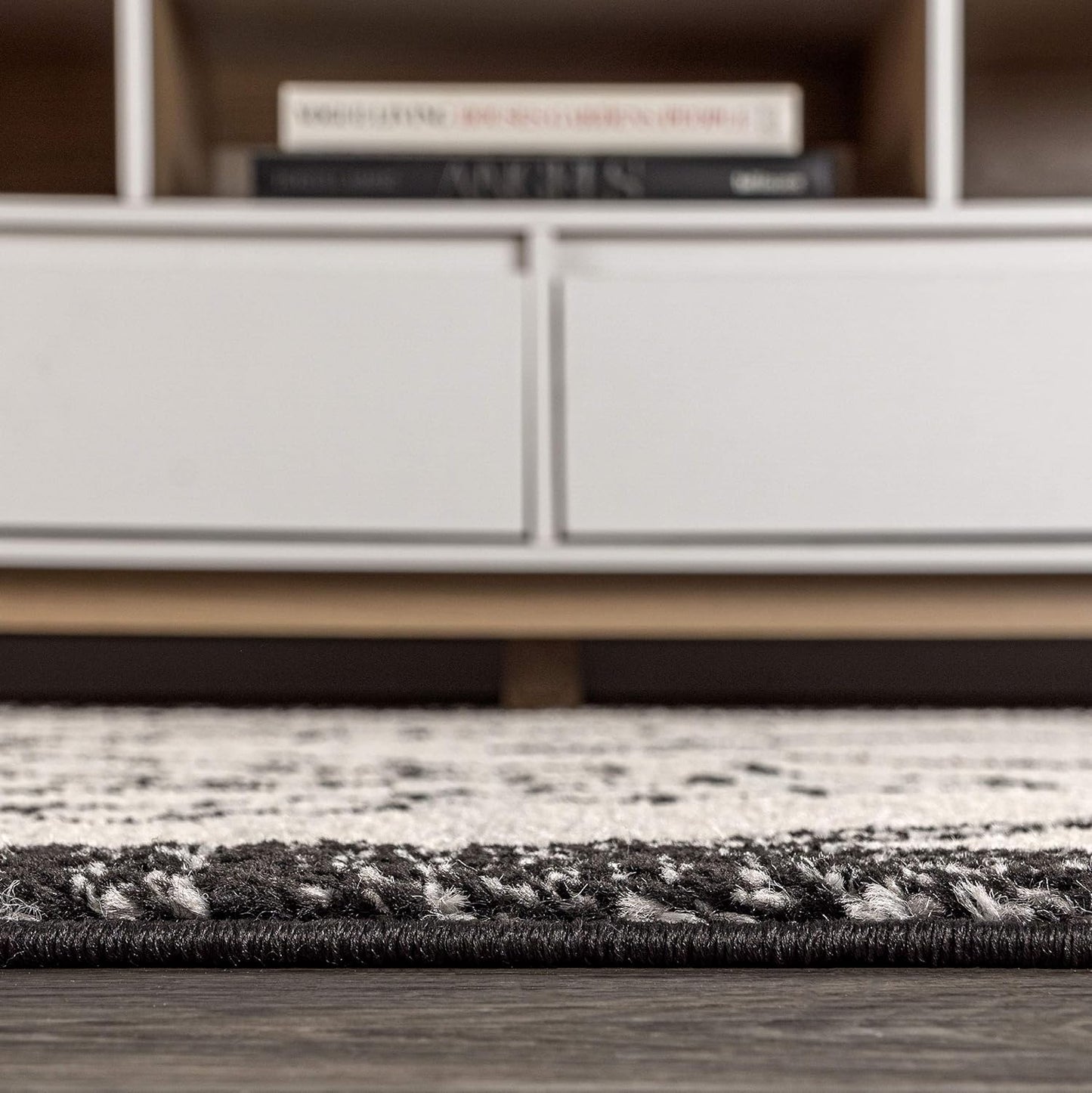 JONATHAN Y MOH200A-8 Amir Moroccan Beni Souk Indoor Area-Rug Bohemian Farmhouse Rustic Geometric Easy-Cleaning Bedroom Kitchen Living Room Non Shedding, 8 X 10, Cream,Black - Retail $110