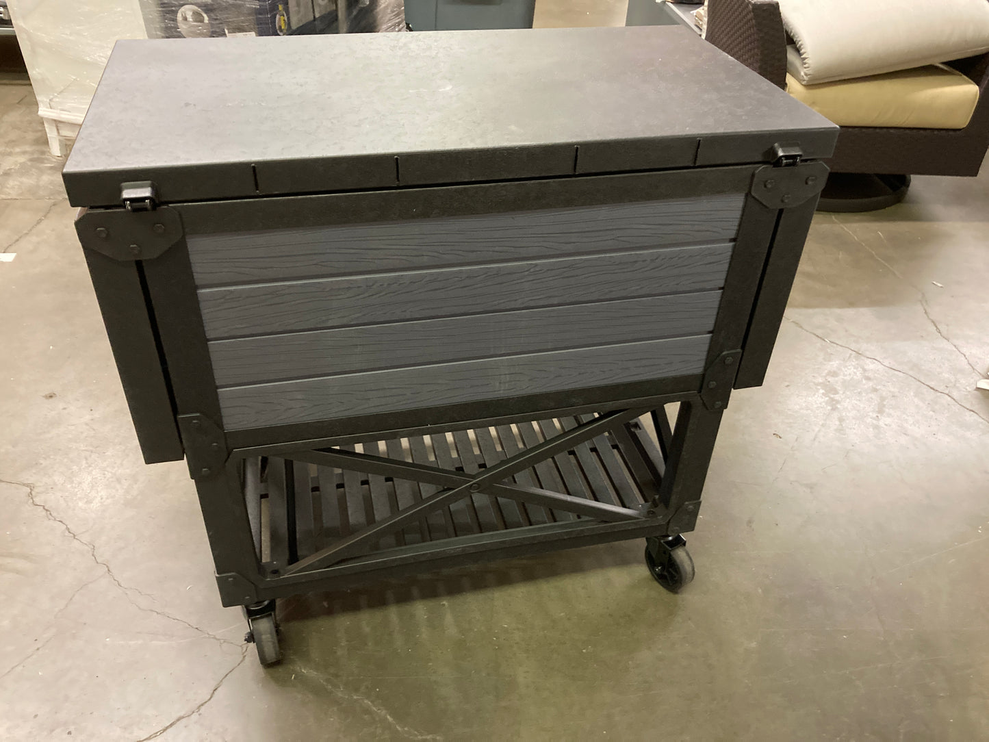 Costco - Keter Patio Cooler & Beverage Cart - Retail $379