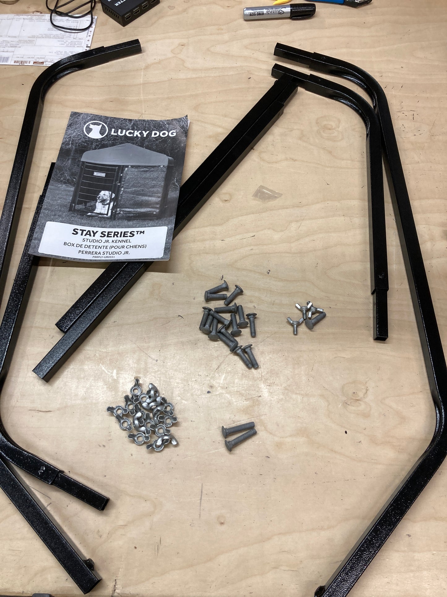 Costco - Lucky Dog STAY Series Studio Jr. Dog Kennel 4'x4' with Privacy Screen - Retail $229