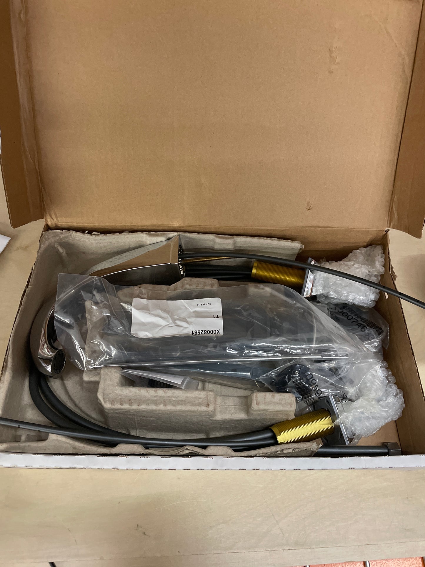 NEW - Delta Larkin Chrome Two Handle Widespread Bathroom Faucet