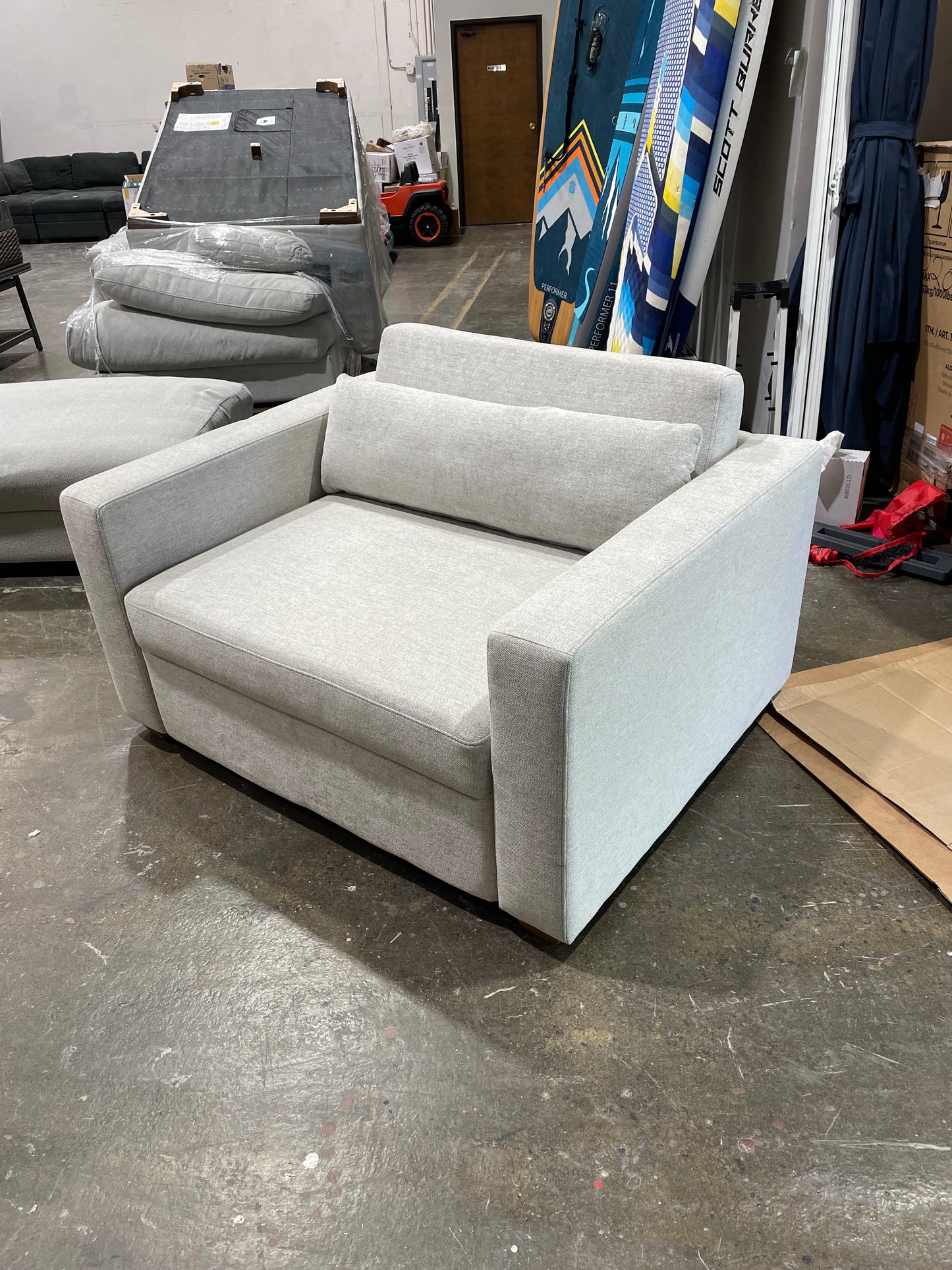 Thomasville Dillard Fabric Twin Size Convertible Sleeper Chair