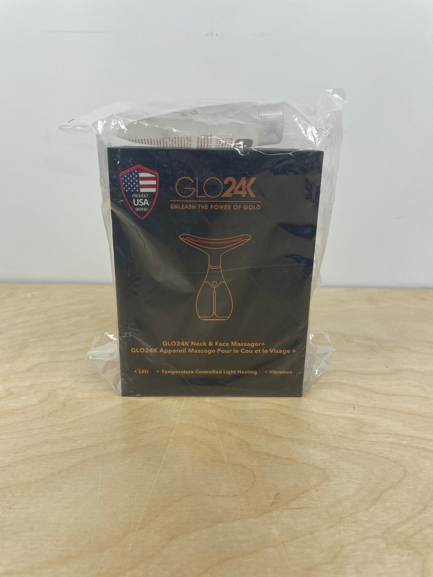 GLO24k Skin Rejuvenation Device for Face & Neck + 1.7 fl oz Conductive Hydra Gel