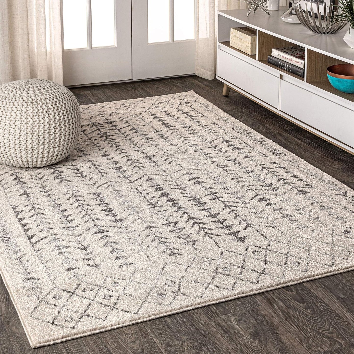 NEW - JONATHAN Y MOH210A-8 8 X 10 Ziri Moroccan Geometric Indoor Farmhouse Area-Rug Bohemian Minimalistic Easy-Cleaning Bedroom Kitchen Living Room Non Shedding, 8 X 10, Cream,gray - Retail $104