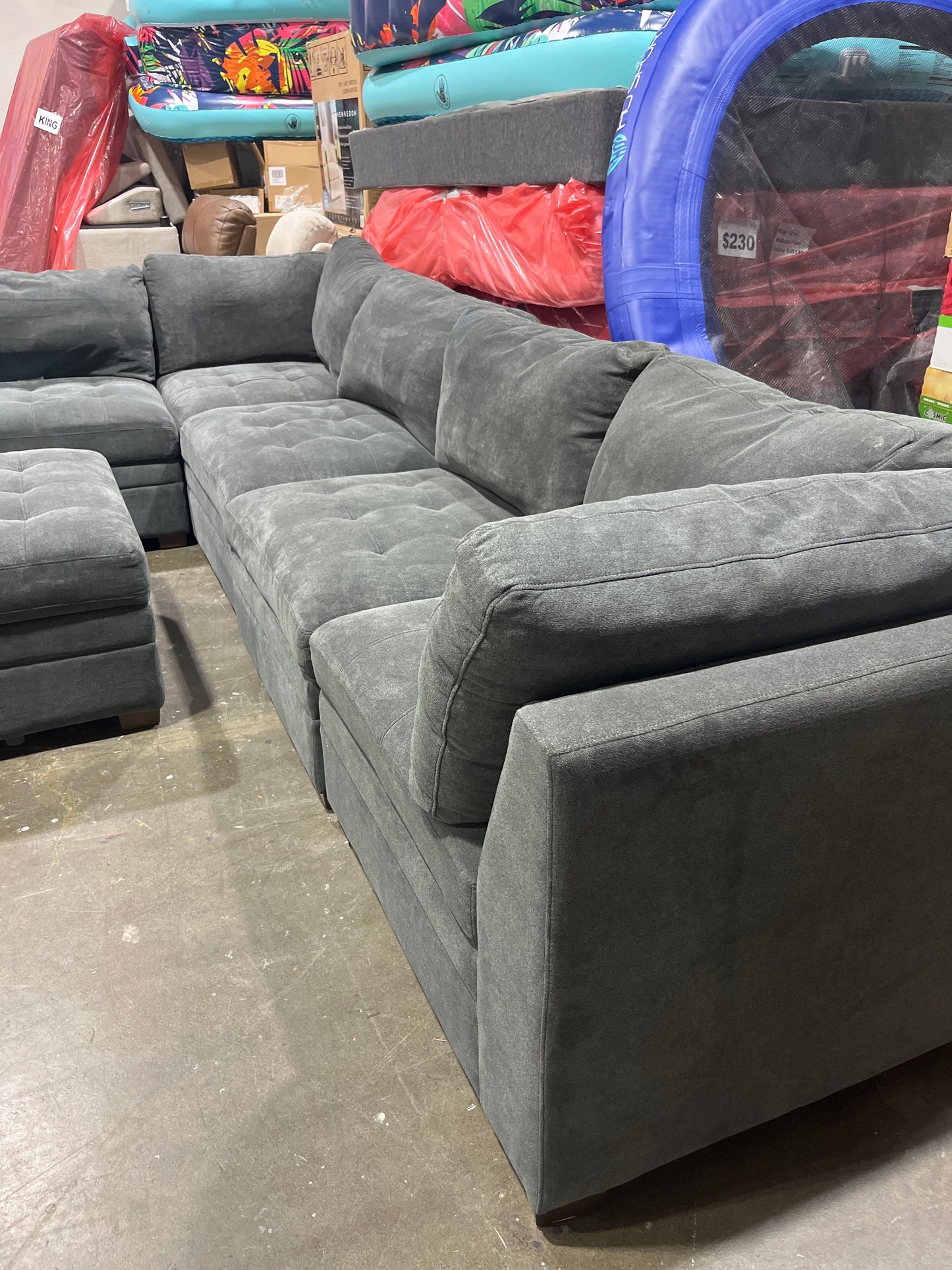 Thomasville Tisdale Fabric Sectional with Storage Ottoman