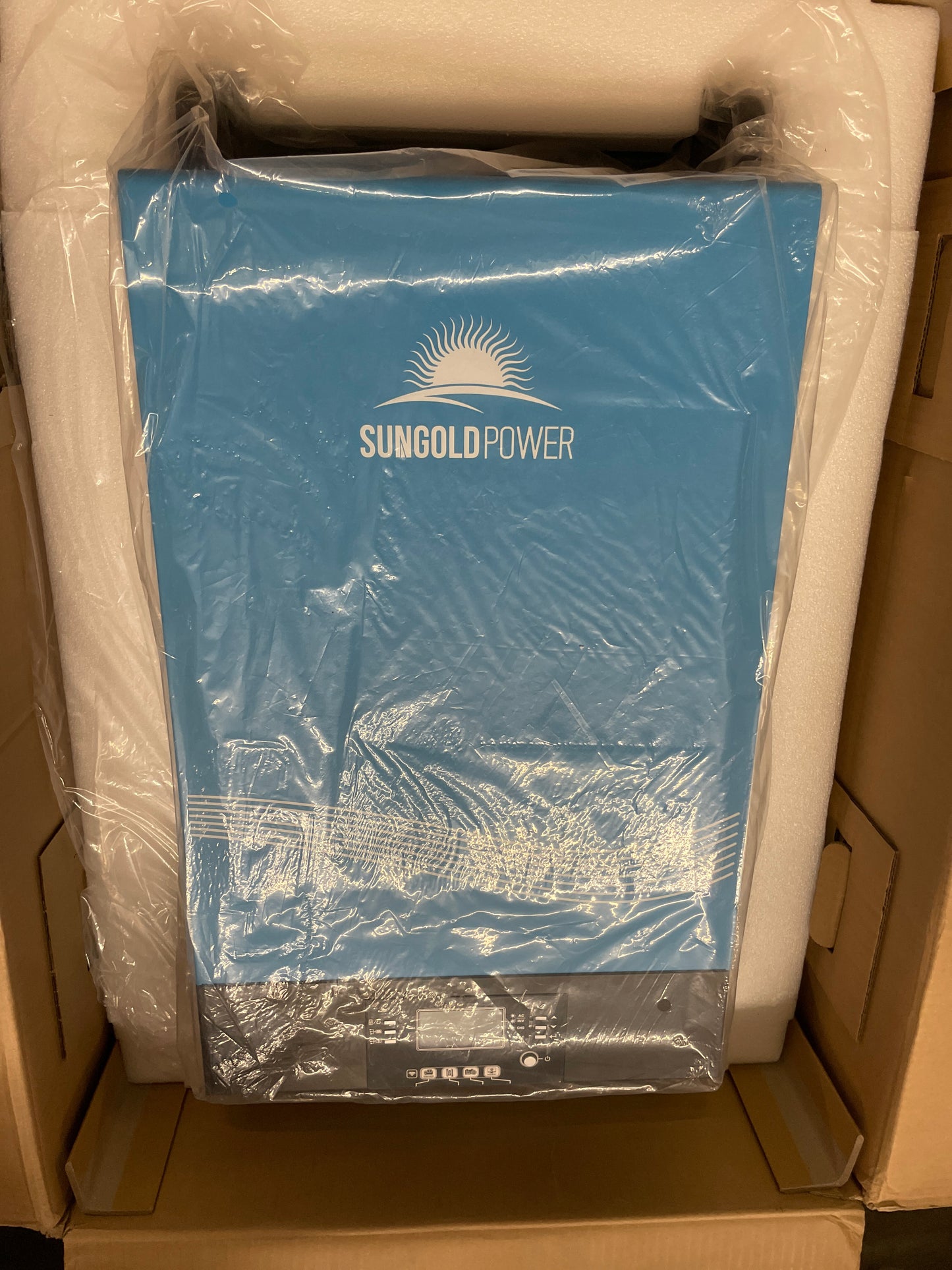 NEW - SUNGOLDPOWER 6000W 48Vdc Hybrid Solar Inverter Input 240V Output 120/240V Split Phase Pure Sine Wave Inverter MPPT 120A Solar Charger and 120A AC Charger (Grid Feedback & Batteryless) BluePower TP6048 - Retail $1365