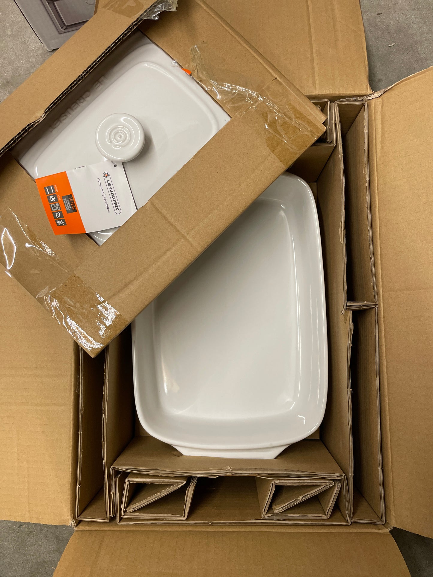 NEW - Le Creuset Signature Casserole Dish - Retail $119