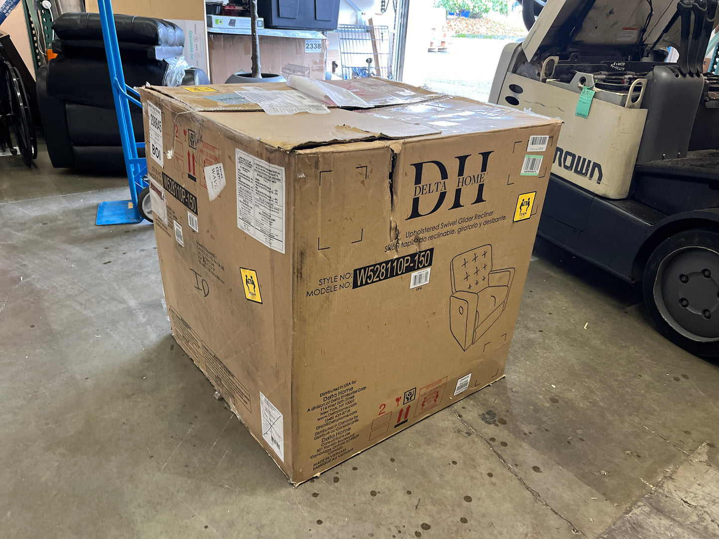 NEW in Box - Delta Children Gavin Recliner Glider Swivel Chair Featuring LiveSmart Fabric by Culp - Stain-Resistant - Retail $299