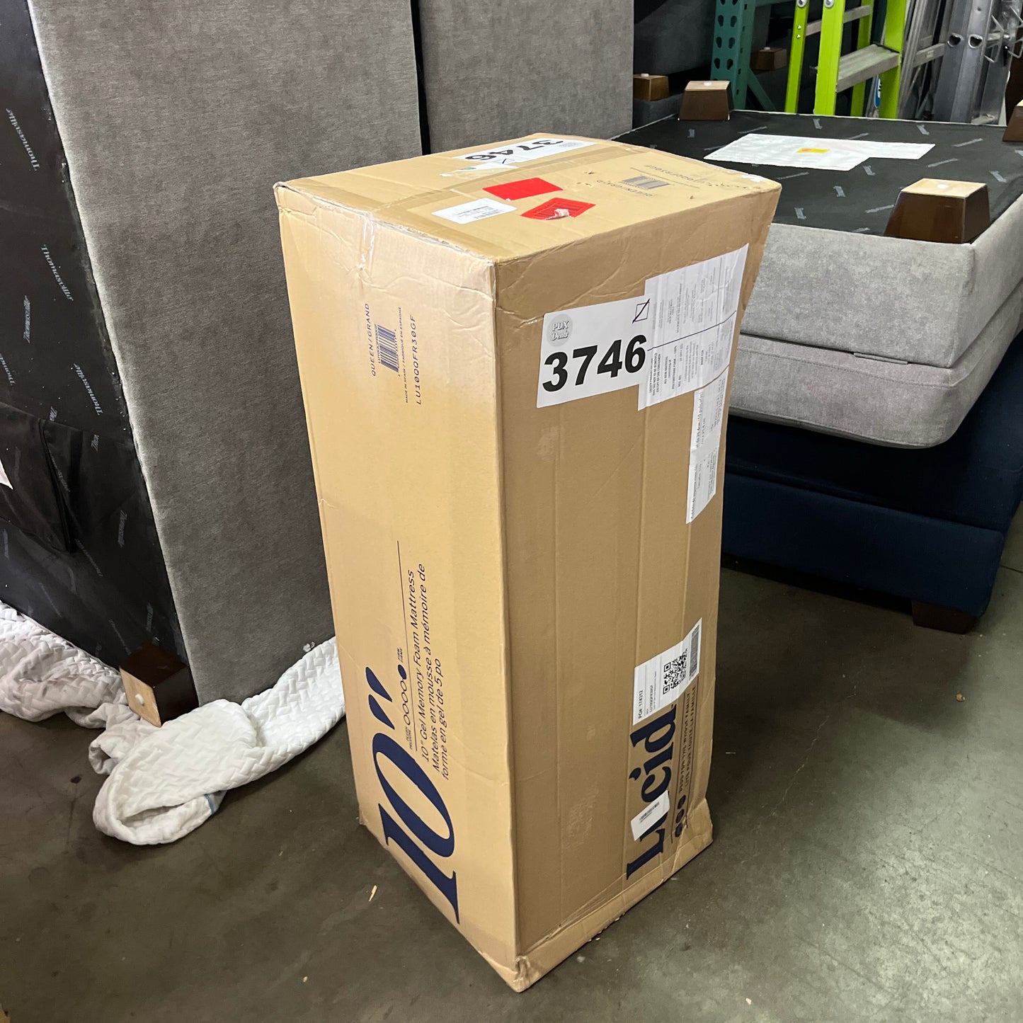 NEW - LUCID QUEEN 10 Inch Memory Foam Mattress - Firm Feel - Bamboo Charcoal and Gel Infusion - Hypoallergenic - Bed in a Box - Temperature Regulating - Pressure Relief - Breathable - Retail $349