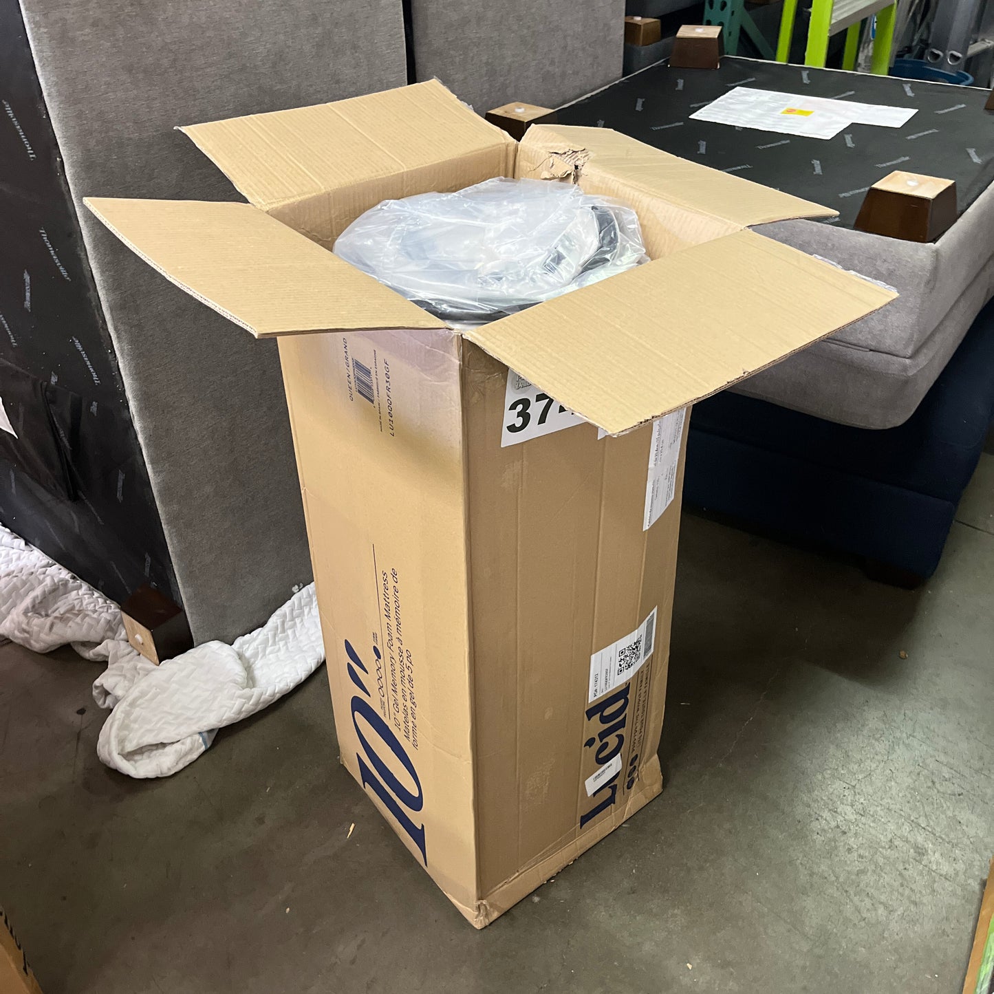 NEW - LUCID QUEEN 10 Inch Memory Foam Mattress - Firm Feel - Bamboo Charcoal and Gel Infusion - Hypoallergenic - Bed in a Box - Temperature Regulating - Pressure Relief - Breathable - Retail $349