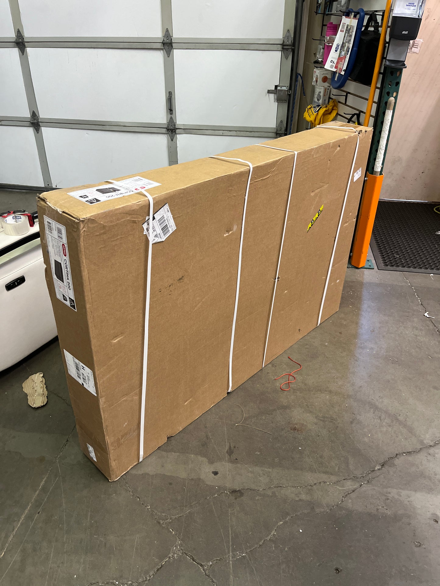 NEW - Keter Cortina 200 Gallon Large Resin Deck Box for Patio Outdoor Storage - Retail $269