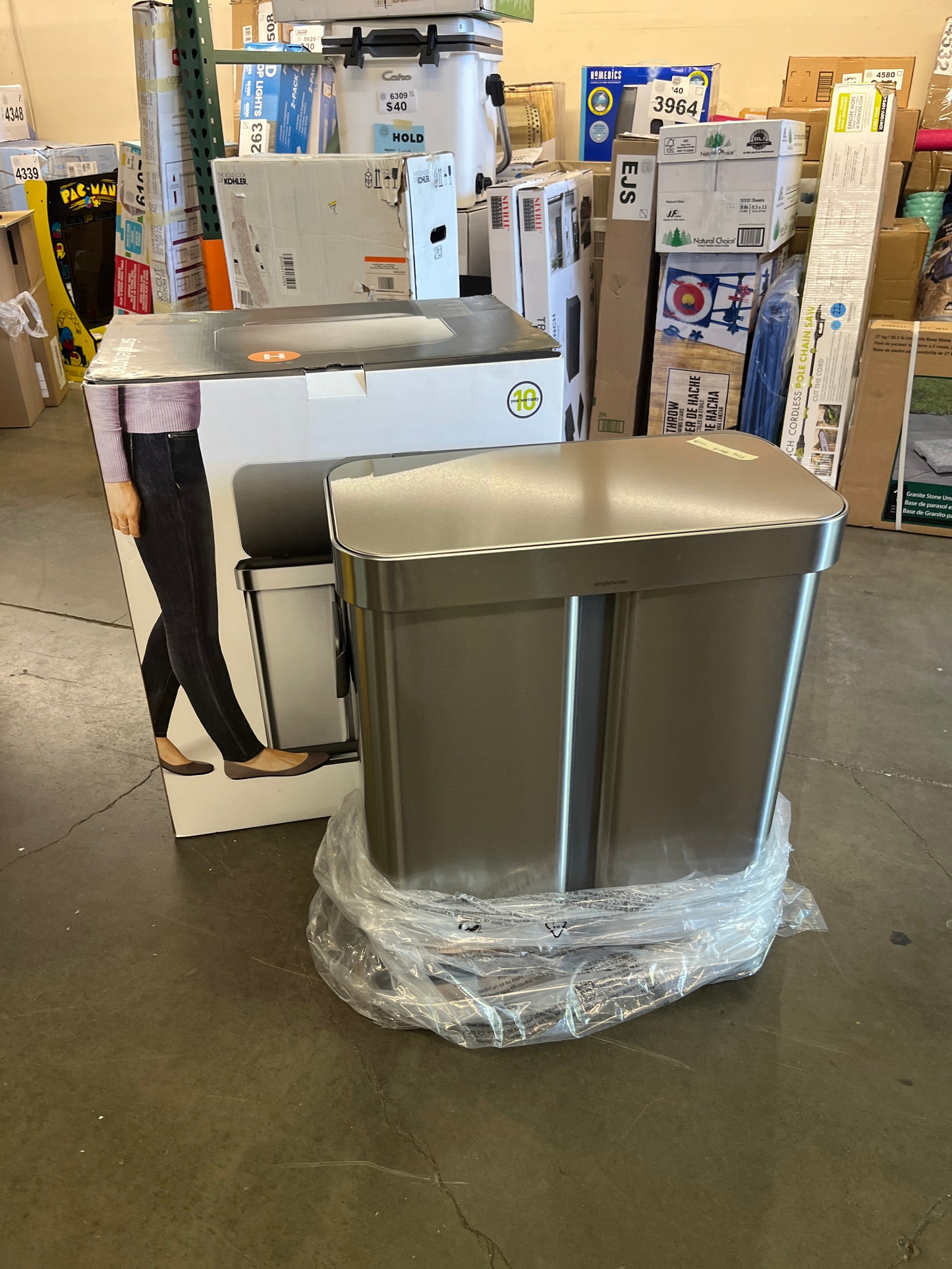 Like NEW w/ tiny dent - simplehuman 58L Dual Compartment Step Can with Compost Caddy - Retail $199