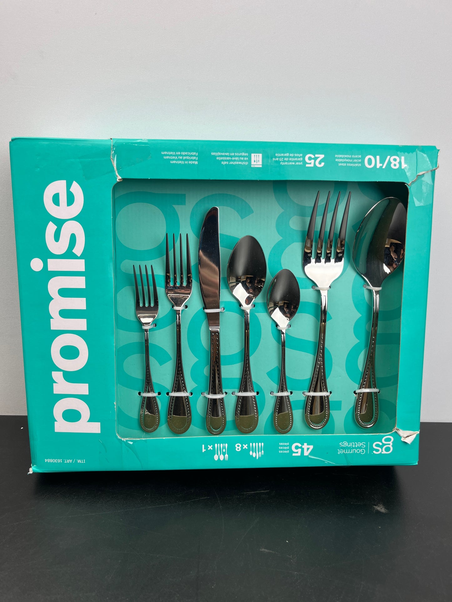 Gourmet Settings Promise 45-piece Flatware Set - Retail $69