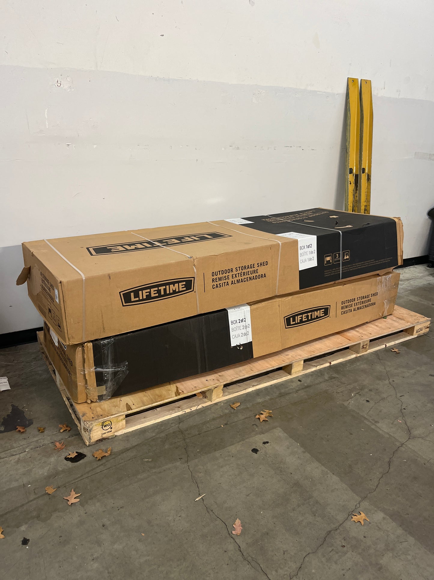 NEW - Lifetime Resin Outdoor 8' x 12.5' Storage Shed - Retail $1499