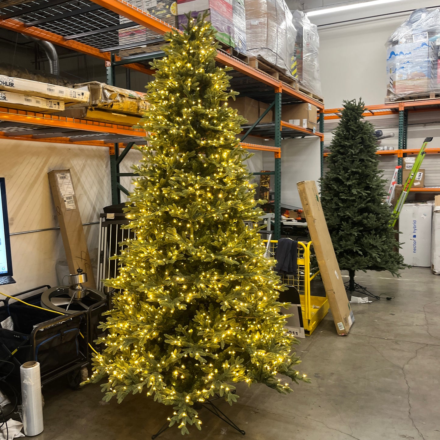 Costco - 9ft Pre-lit Radiant Micro LED Artificial Christmas Tree - Retail $699
