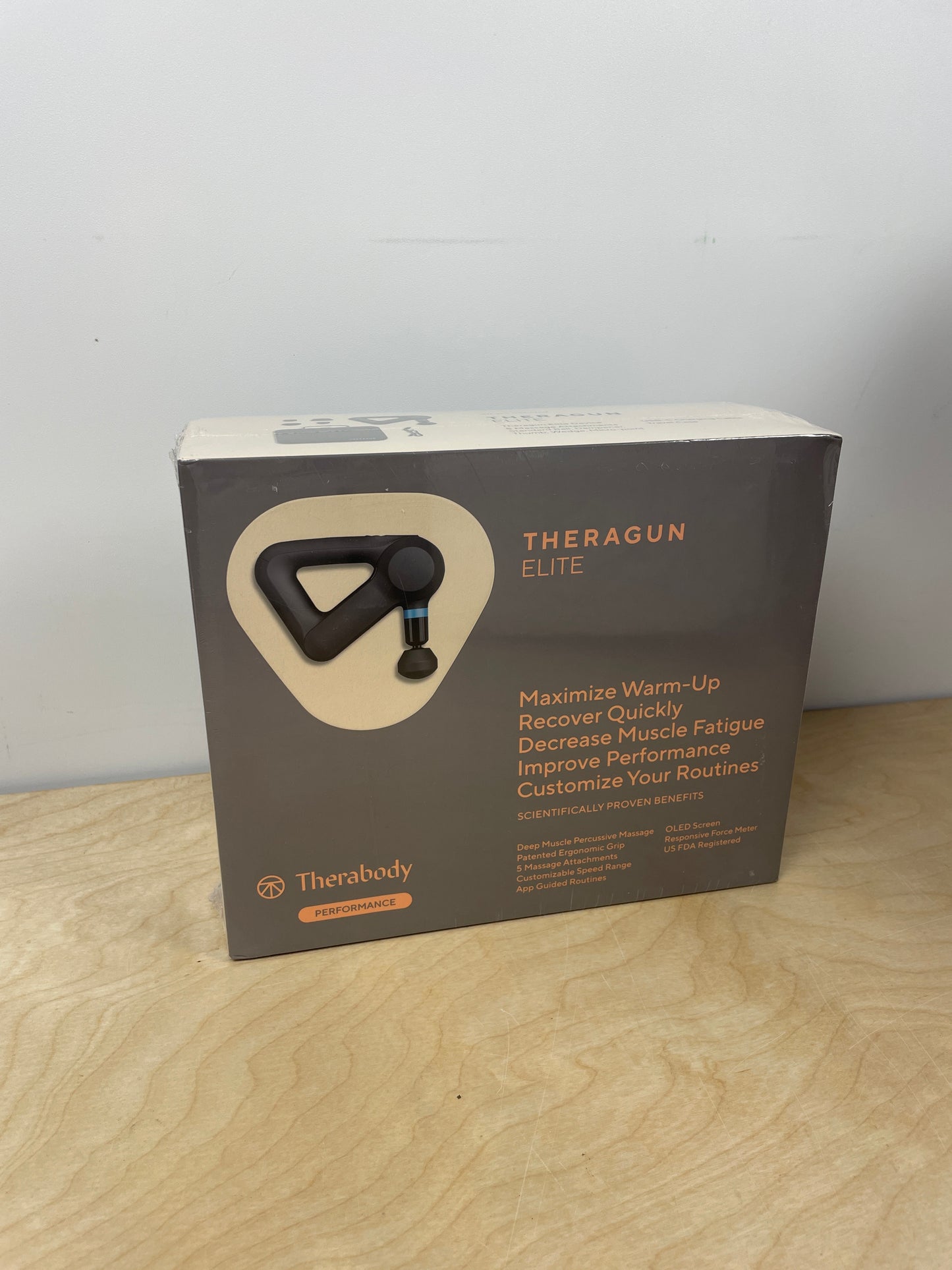 NEW - Theragun Elite G5 Bluetooth Percussive Massager with 5 Attachments