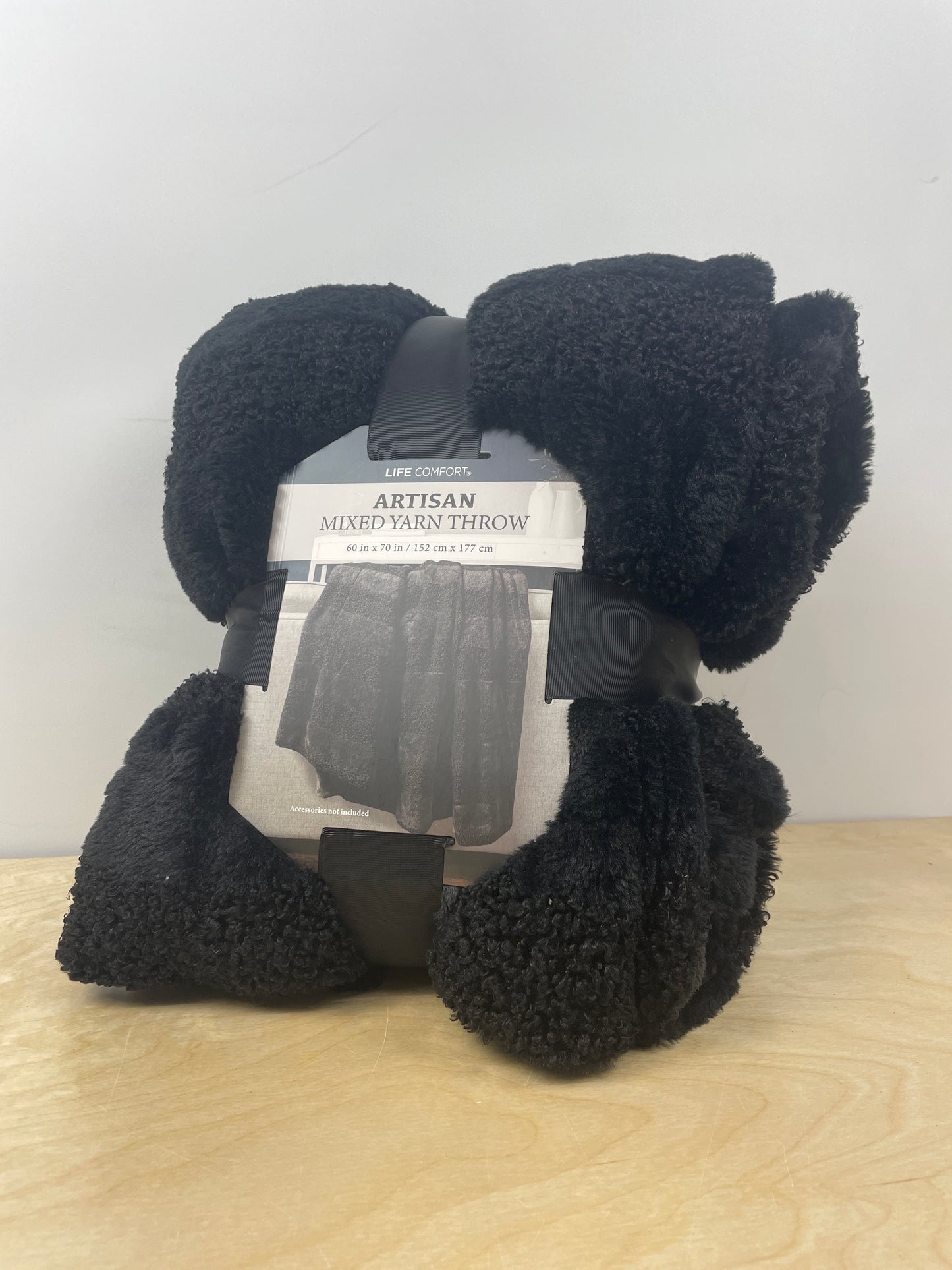 Life Comfort Artisan Mixed Yarn Throw - Retail $13