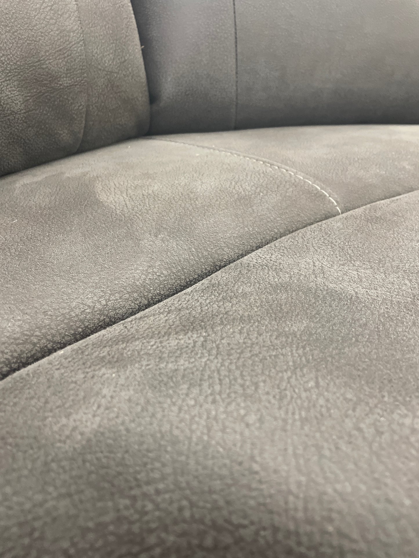 Zakary 4-piece Fabric Power Reclining Sectional With Power Headrests