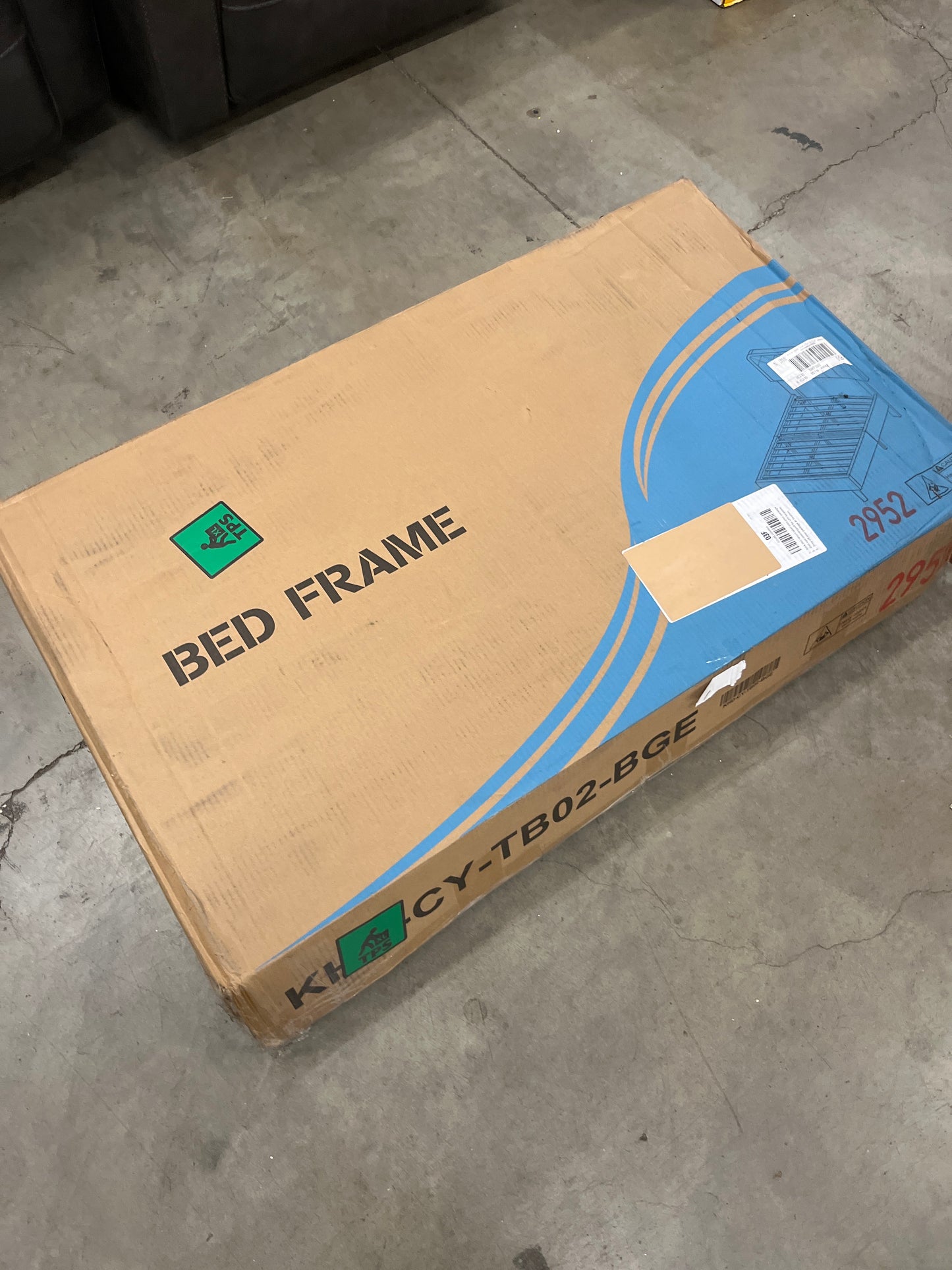 NEW - VECELO Twin Size Bed Frame Premium Velvet Upholstered Platform with Height Adjustable Headboard/Mattress Foundation, Solid Wooden Slat Support, No Box Spring Needed/Easy Assembly - Retail $150