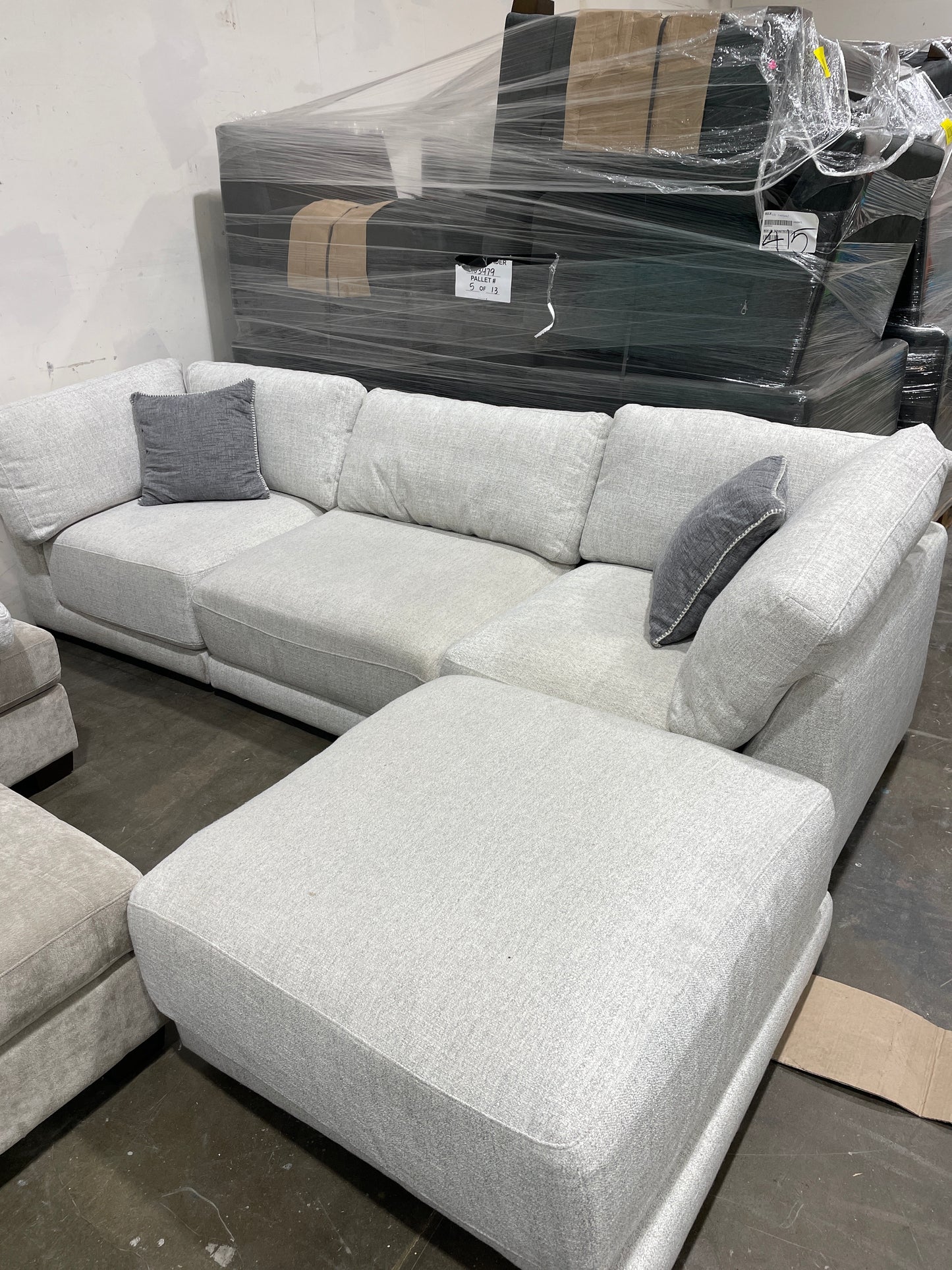 Dayna 4-piece Fabric Modular Sectional
